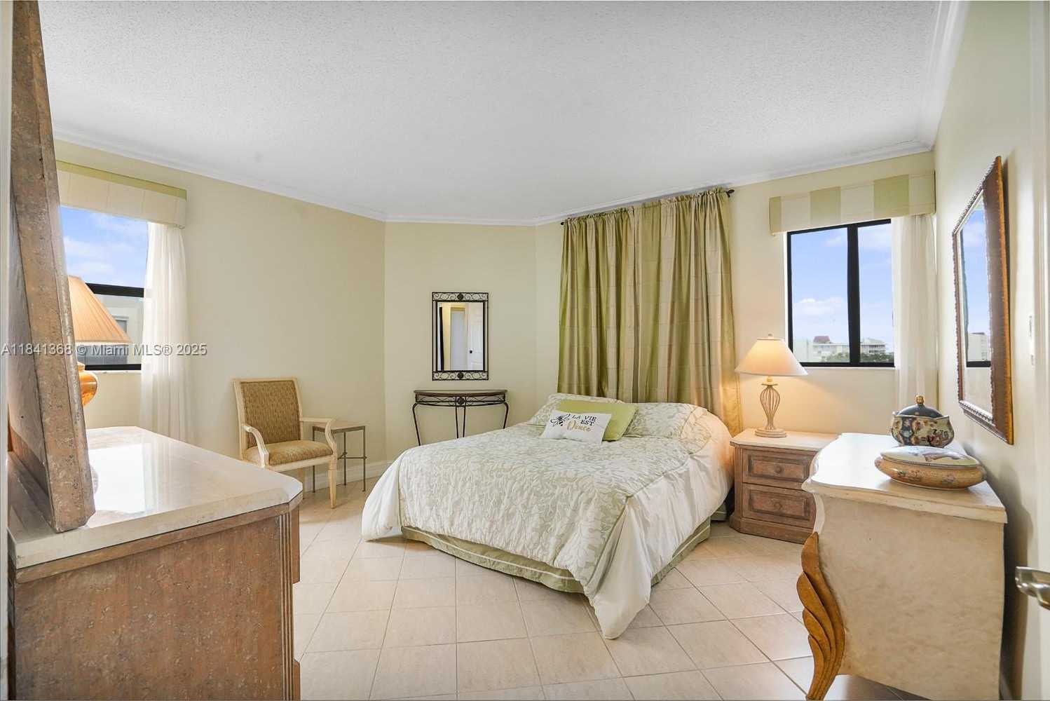 Small Image of 7200 RADICE CT #701, Lauderhill Number 24