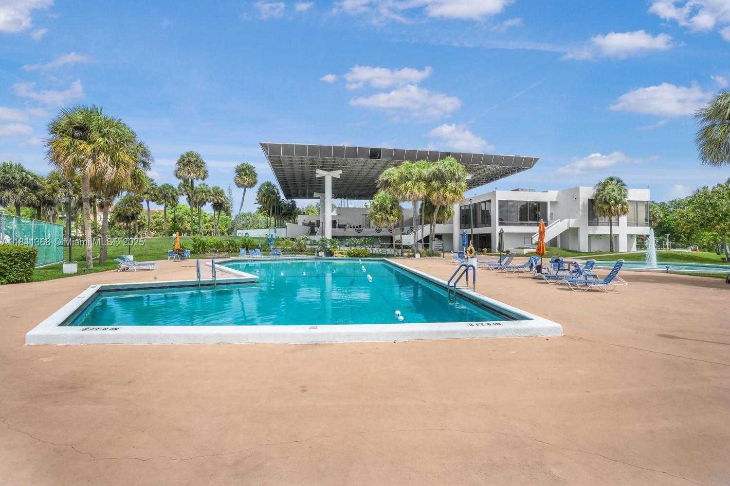 Small Image of 7200 RADICE CT #701, Lauderhill Number 35