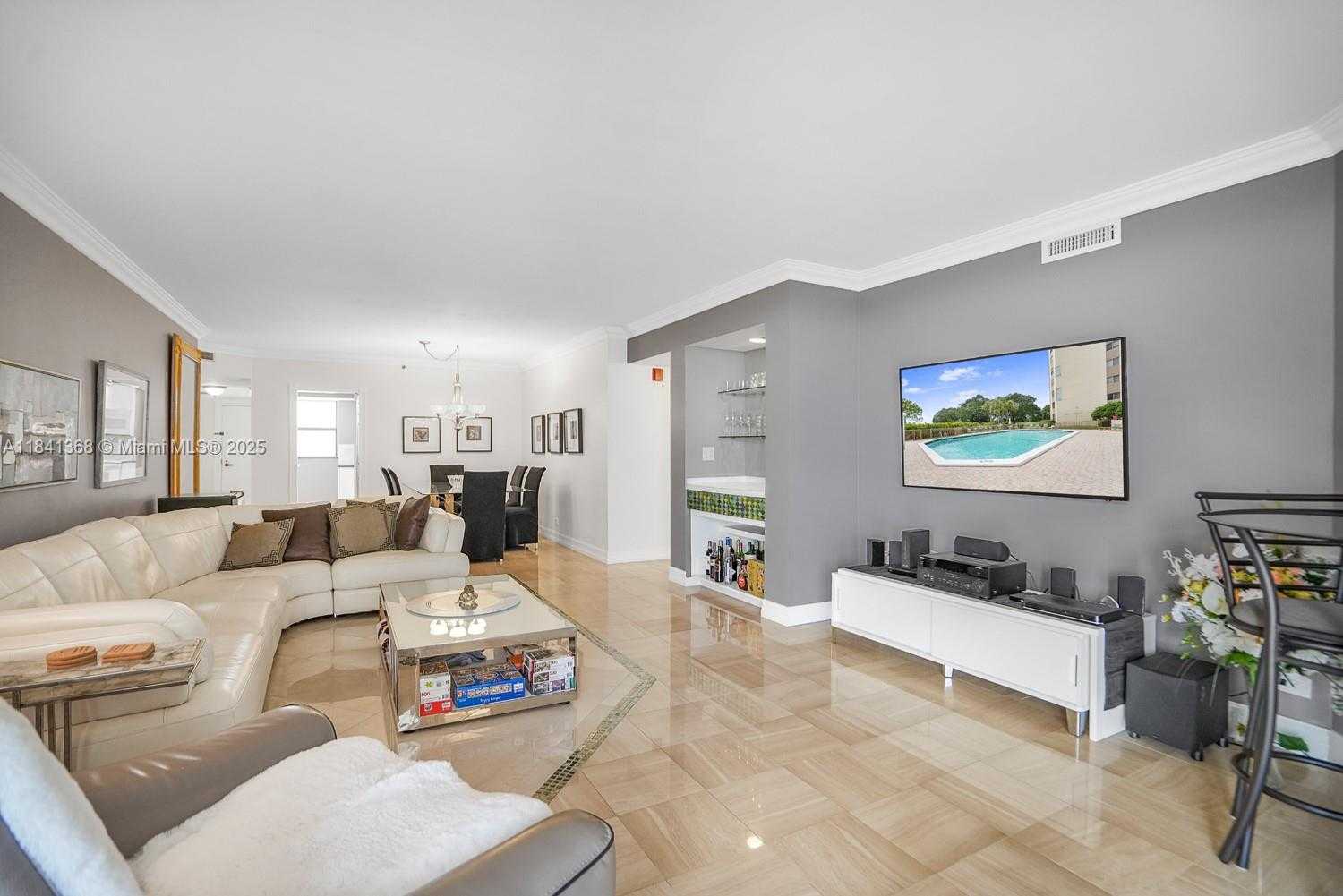 Small Image of 7200 RADICE CT #701, Lauderhill Number 4