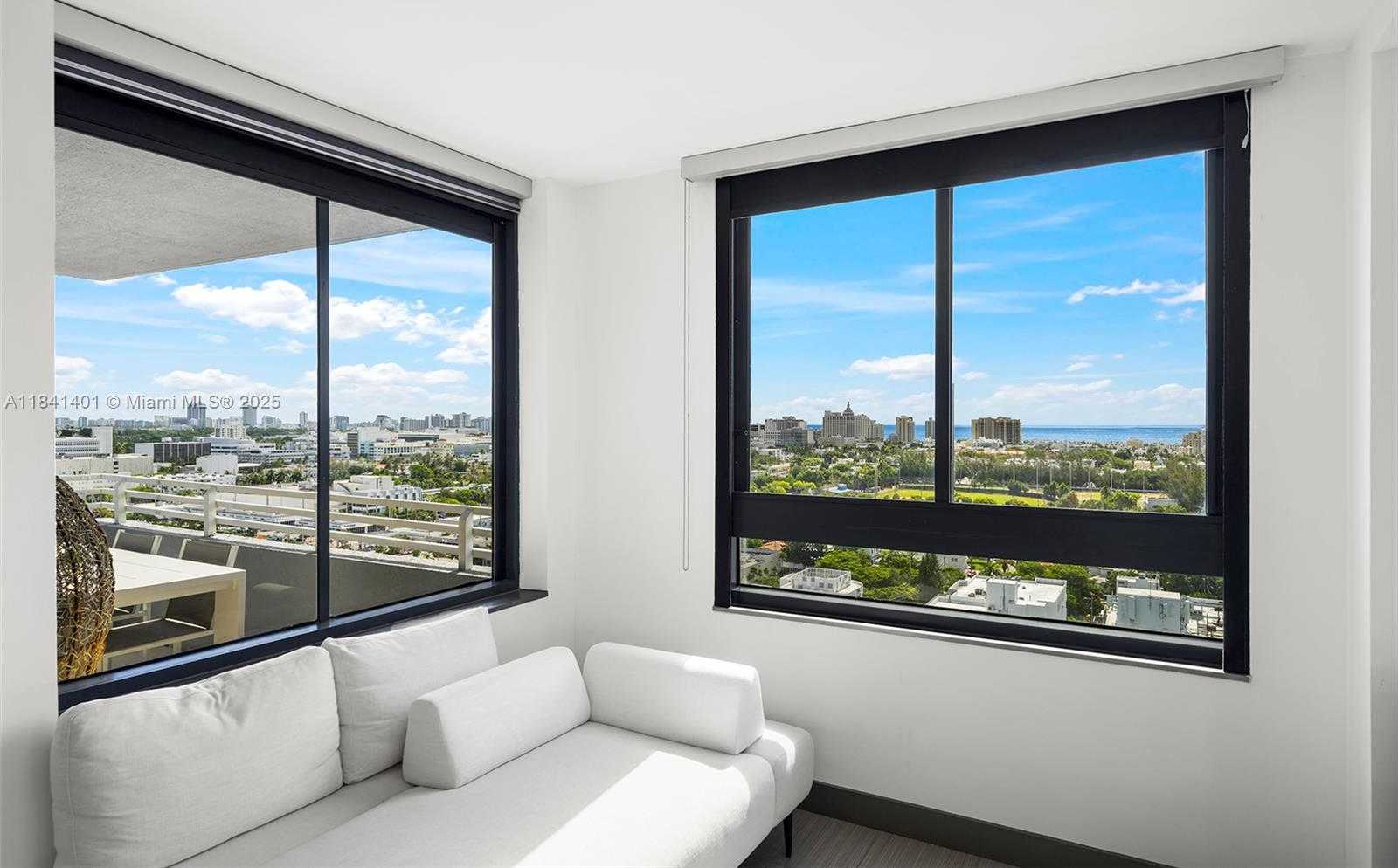 Small Image of 1330 WEST AVE #1813, Miami Beach Number 37