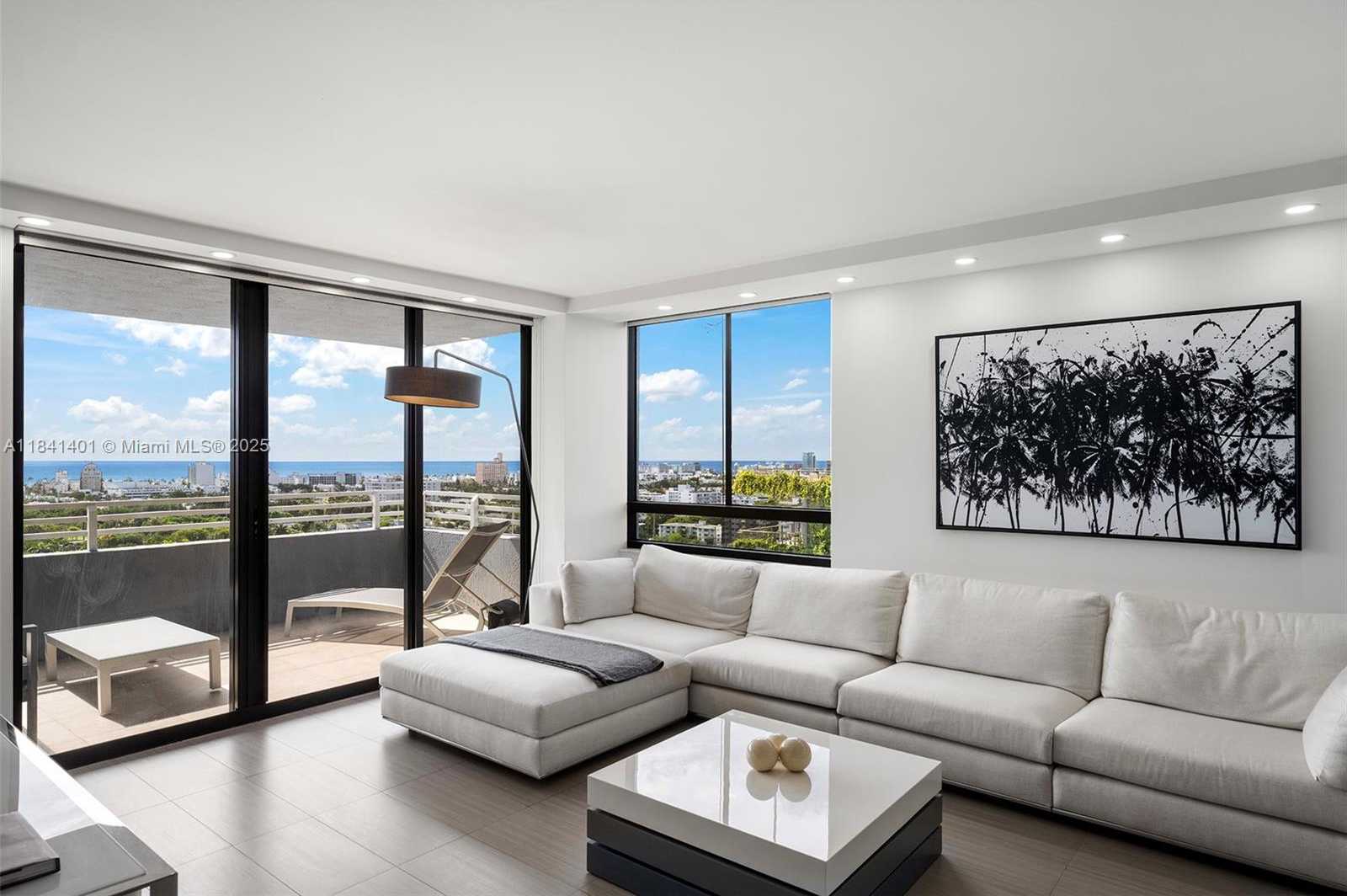 Small Image of 1330 WEST AVE #1813, Miami Beach Number 4