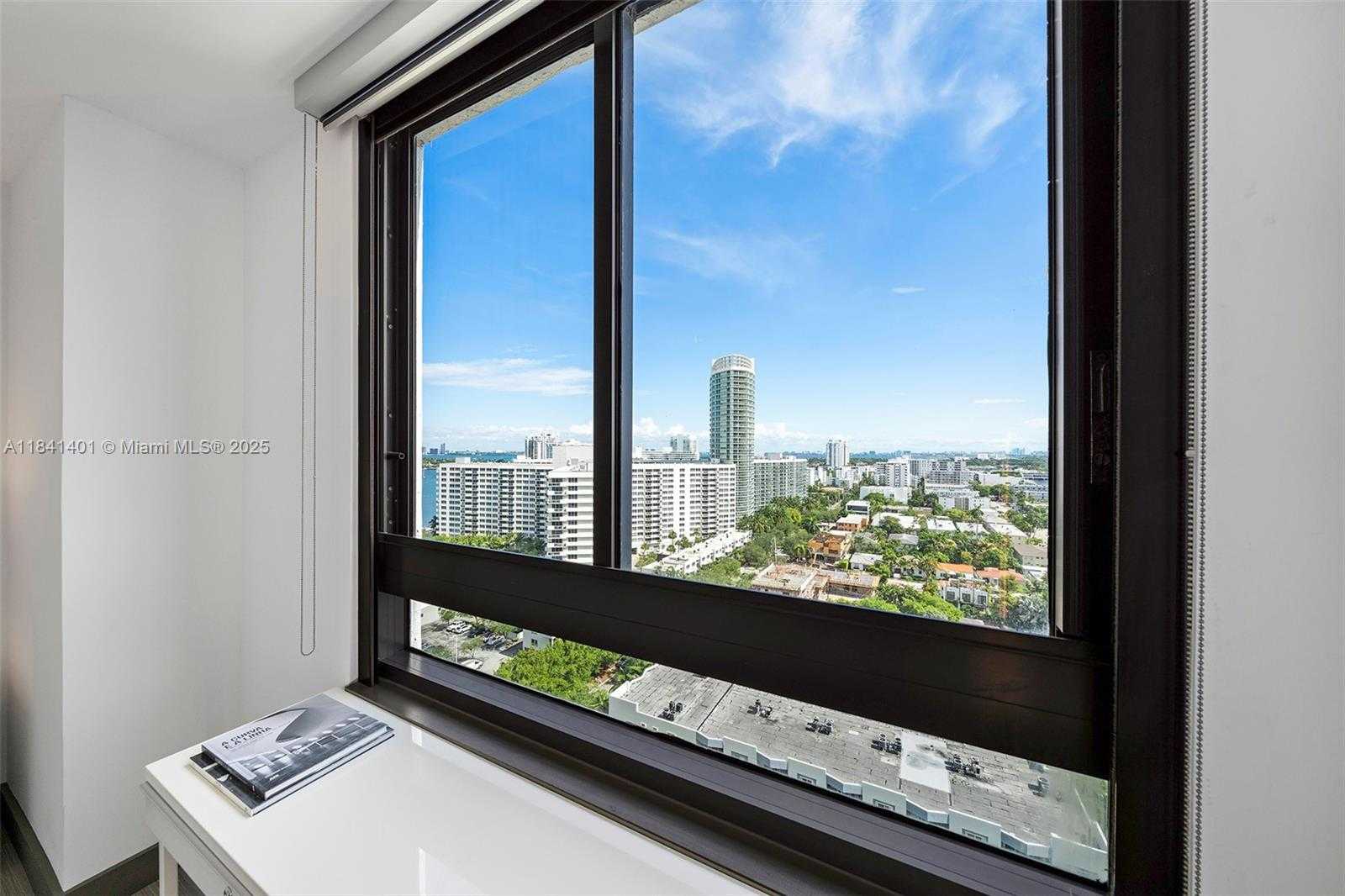 Small Image of 1330 WEST AVE #1813, Miami Beach Number 48