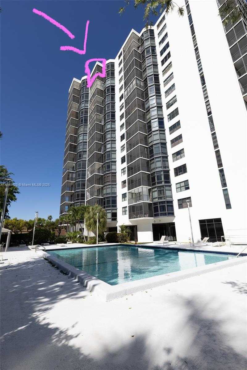 Small Image of 20100 WEST COUNTRY CLUB DR #PH-04, Aventura Number 23
