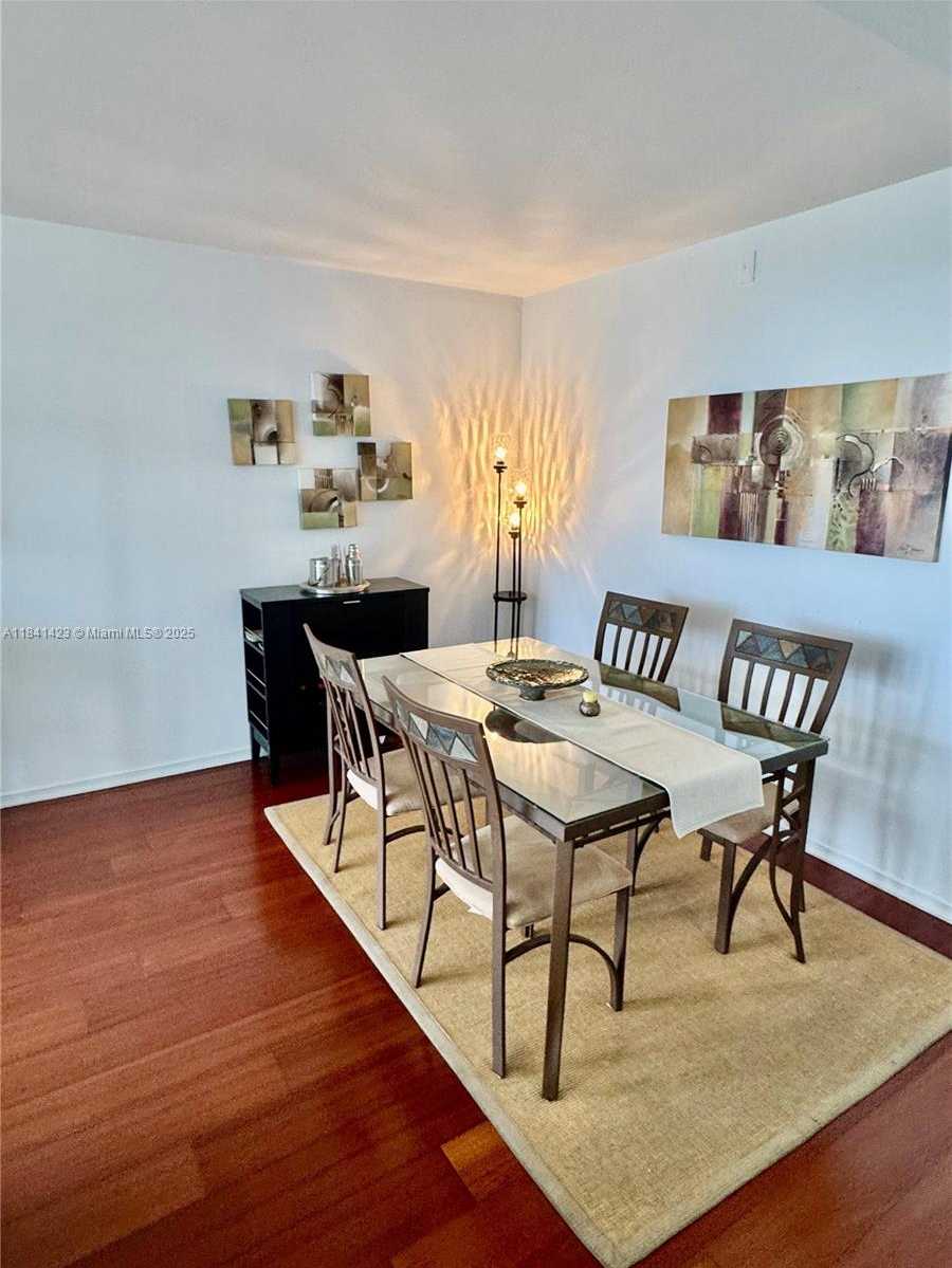 Small Image of 20100 WEST COUNTRY CLUB DR #PH-04, Aventura Number 7