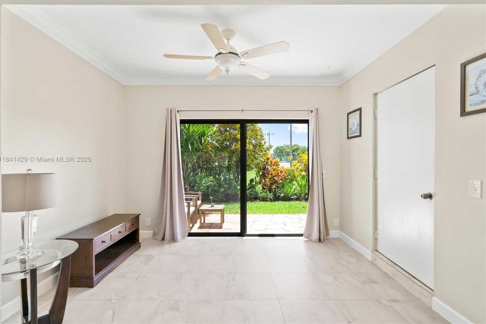 Small Image of 2159 NORTH 14TH AVE, Hollywood Number 19