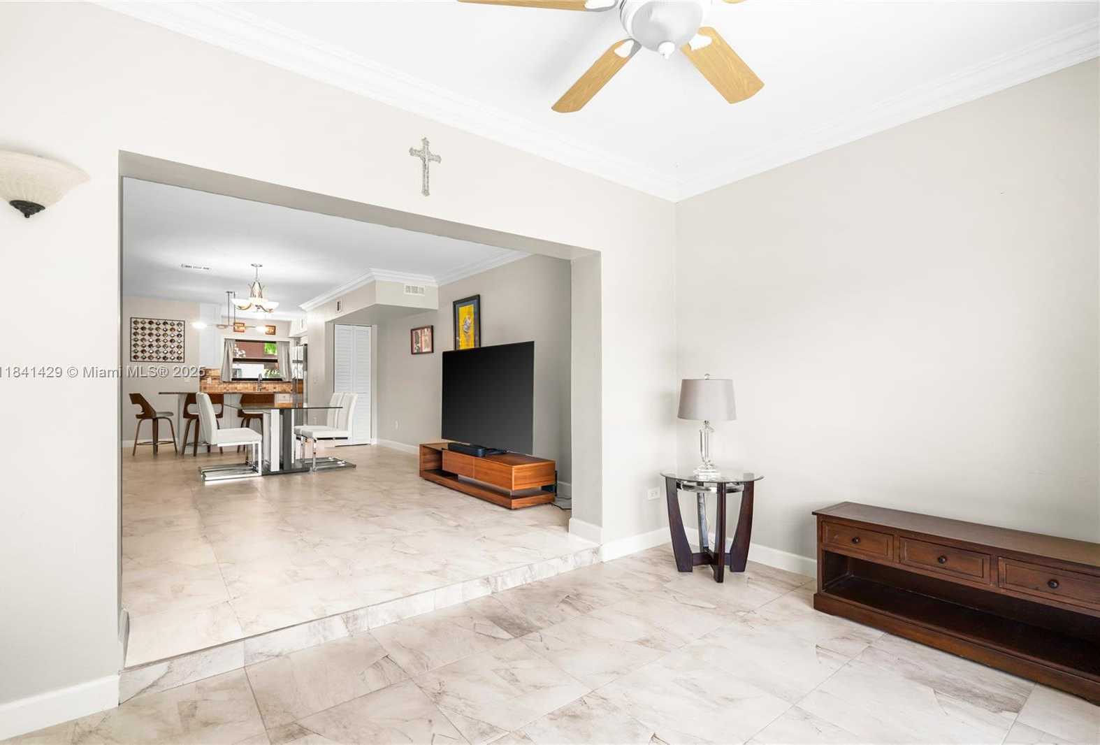 Small Image of 2159 NORTH 14TH AVE, Hollywood Number 20