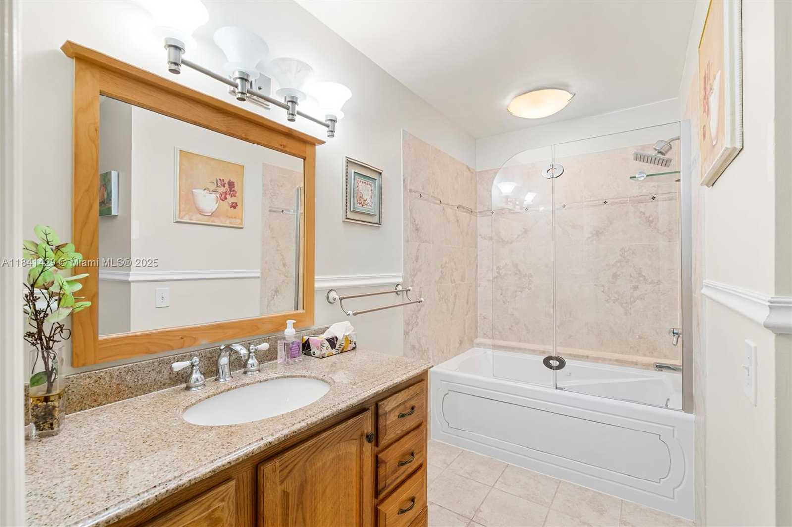 Small Image of 2159 NORTH 14TH AVE, Hollywood Number 26