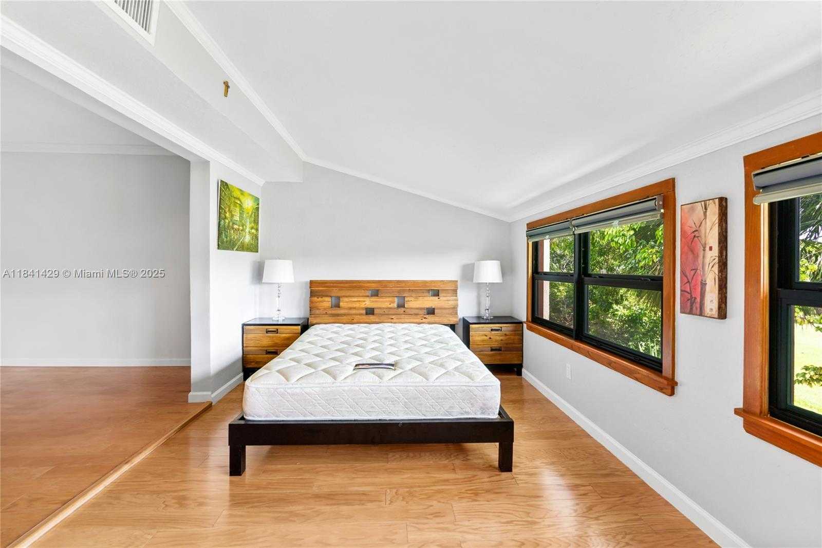 Small Image of 2159 NORTH 14TH AVE, Hollywood Number 31