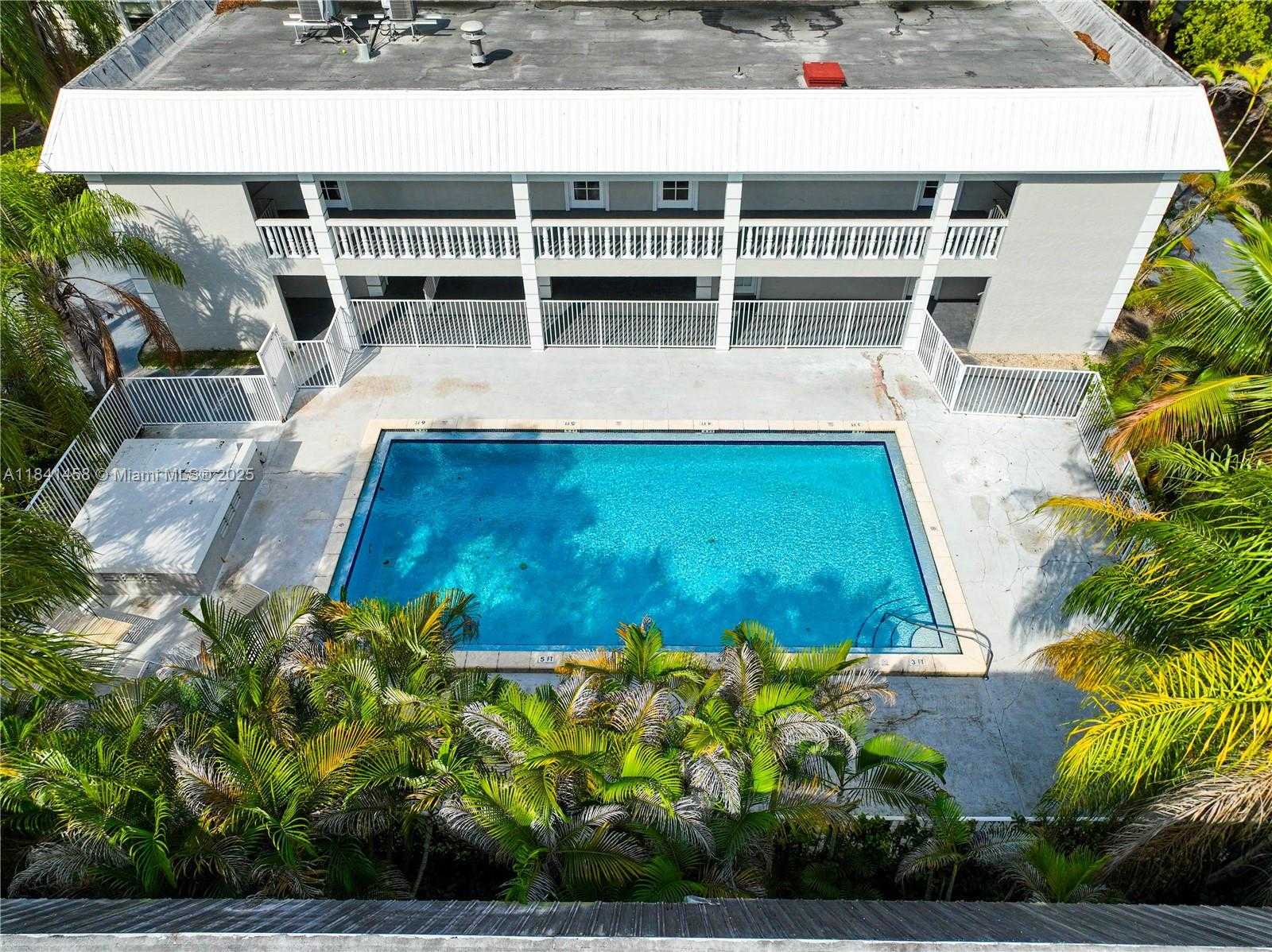 Small Image of 17255 SOUTH WEST 95TH AVE #161, Palmetto Bay Number 32