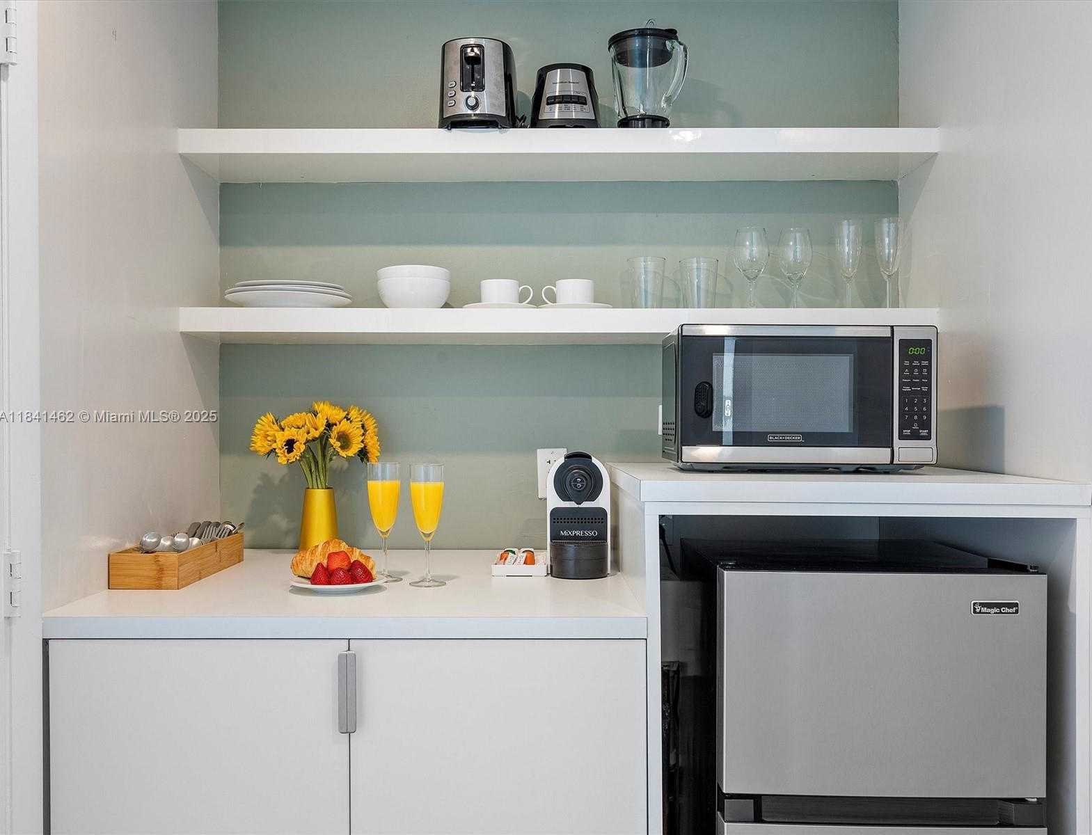 Small Image of 2889 MCFARLANE RD #2105, Miami Number 28