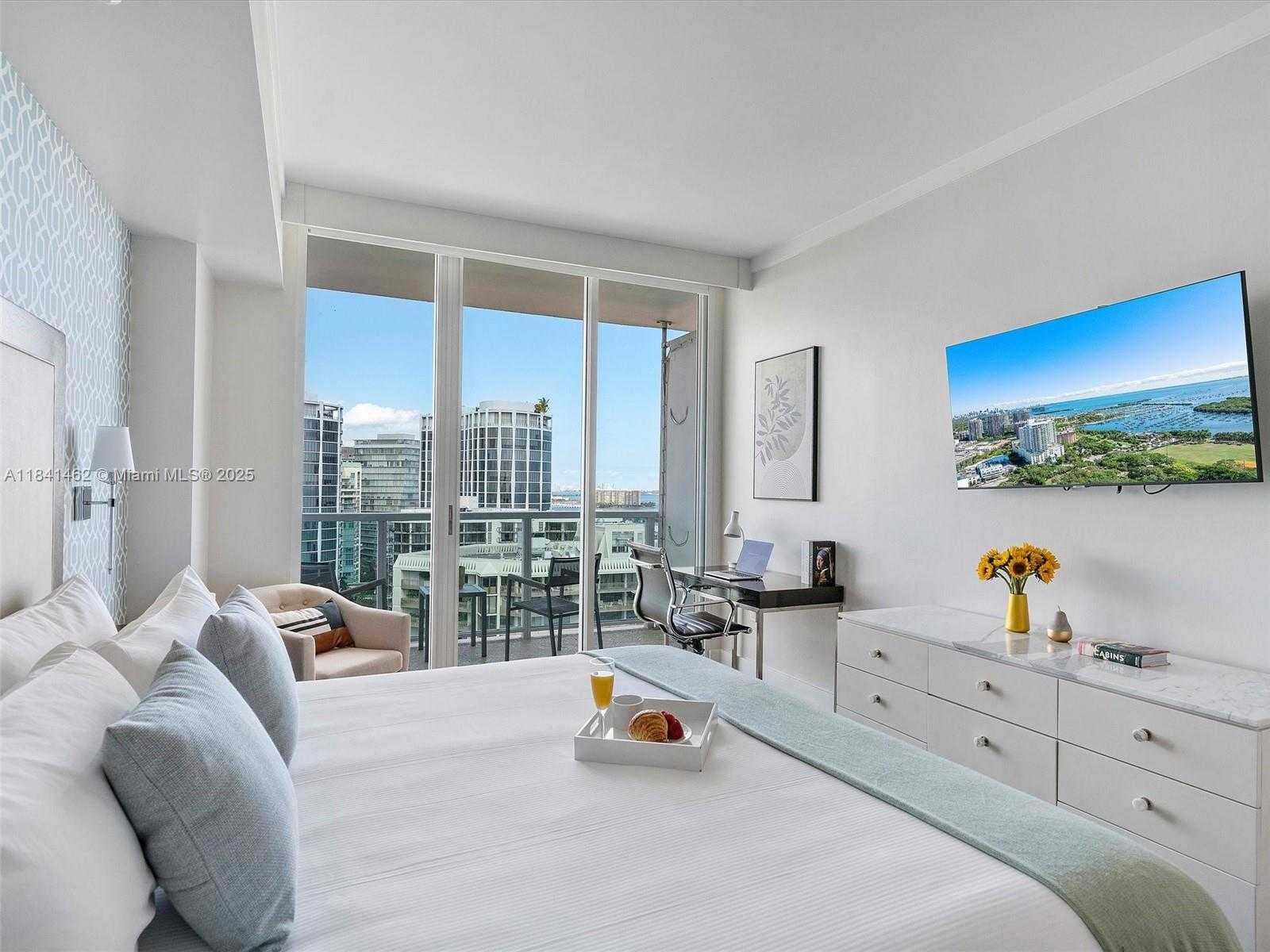 Small Image of 2889 MCFARLANE RD #2105, Miami Number 31