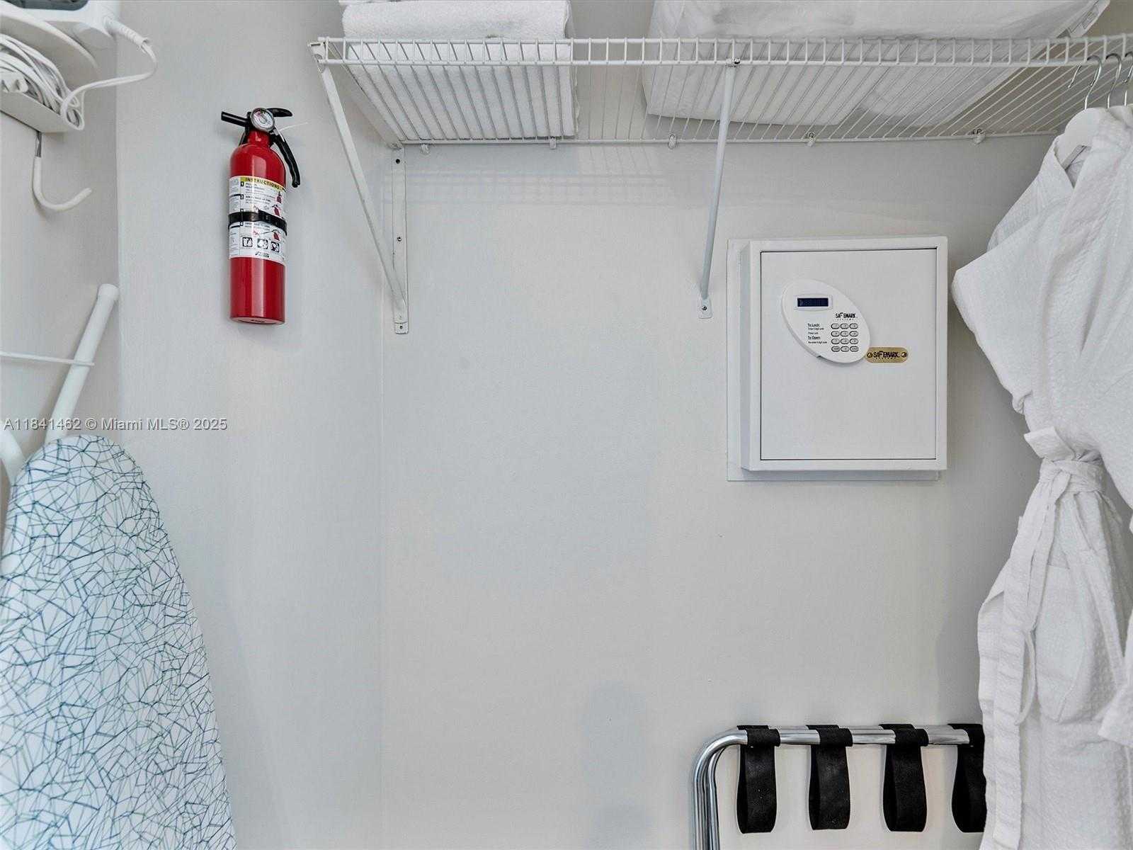 Small Image of 2889 MCFARLANE RD #2105, Miami Number 33
