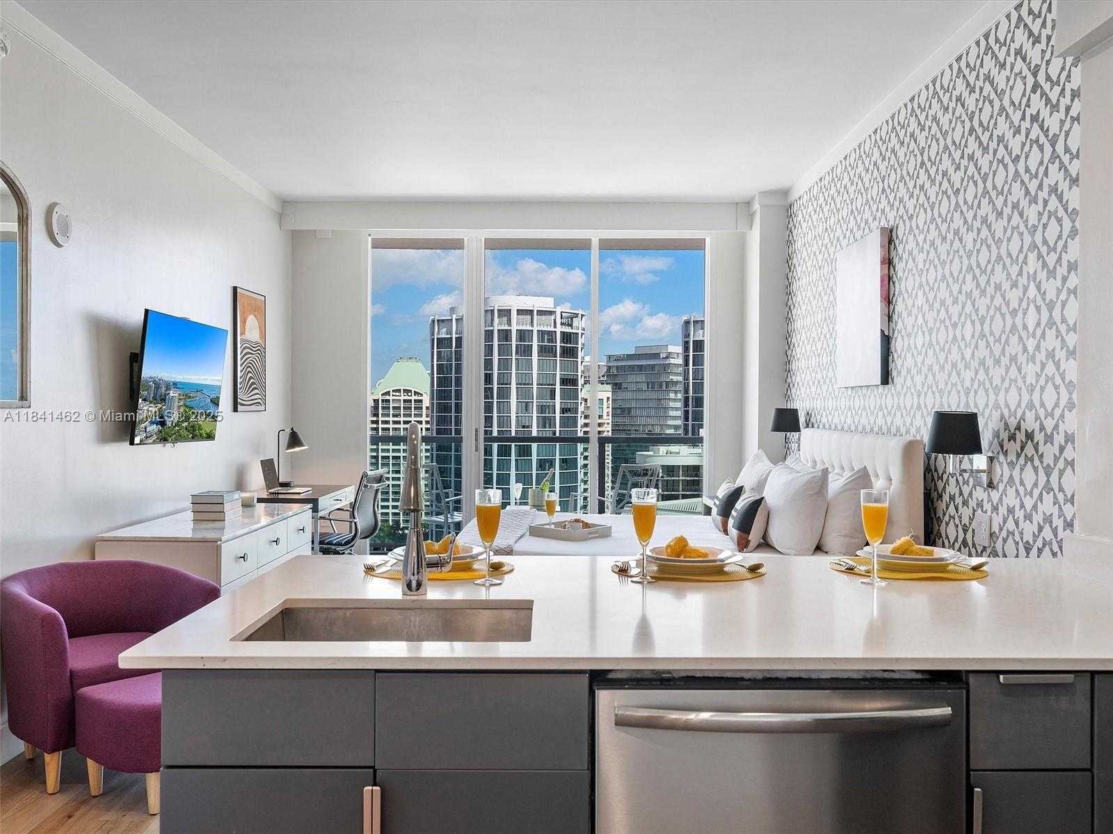 Small Image of 2889 MCFARLANE RD #2105, Miami Number 7