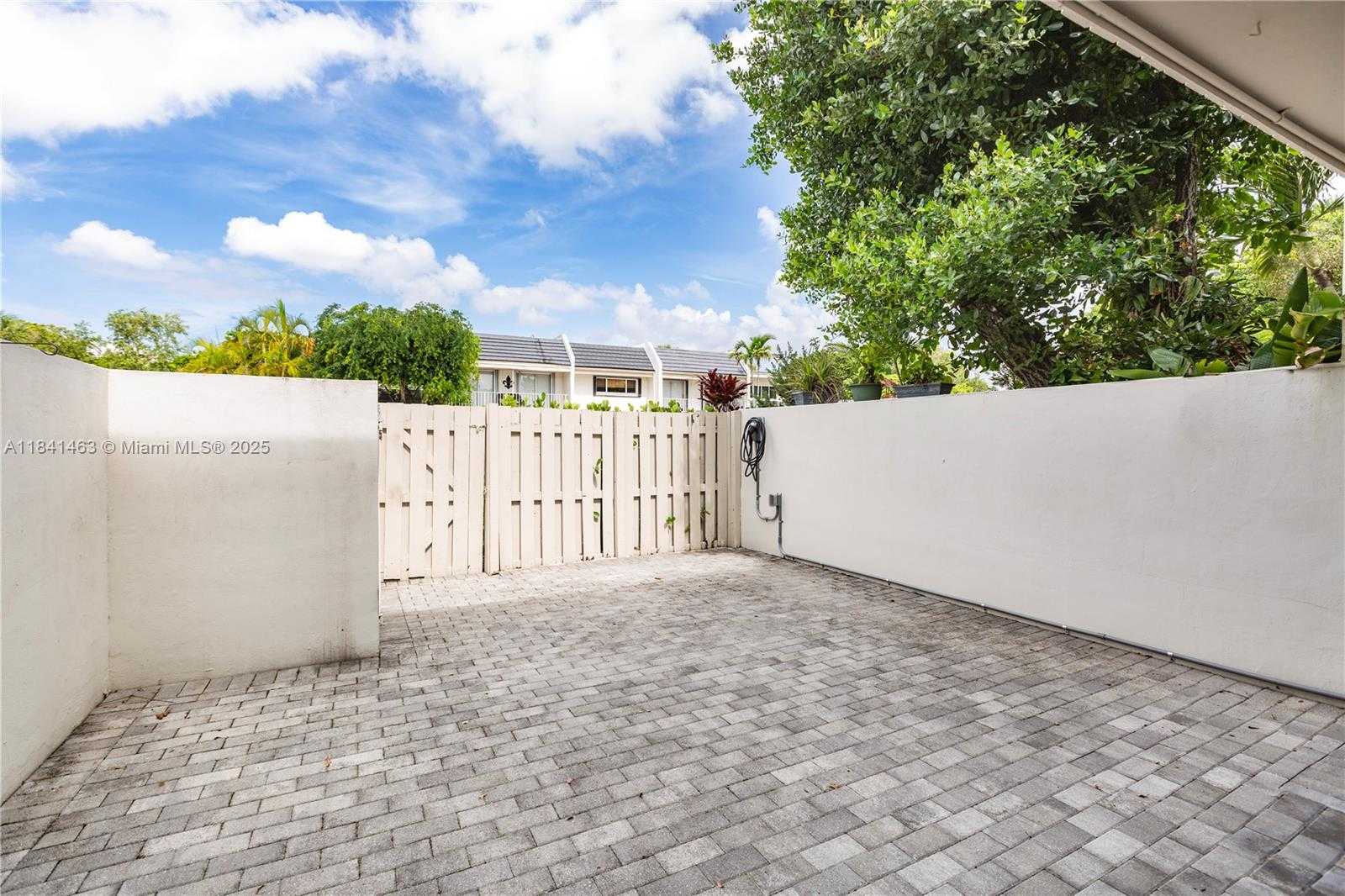 Small Image of 8225 SOUTH WEST 81ST CT, Miami Number 22