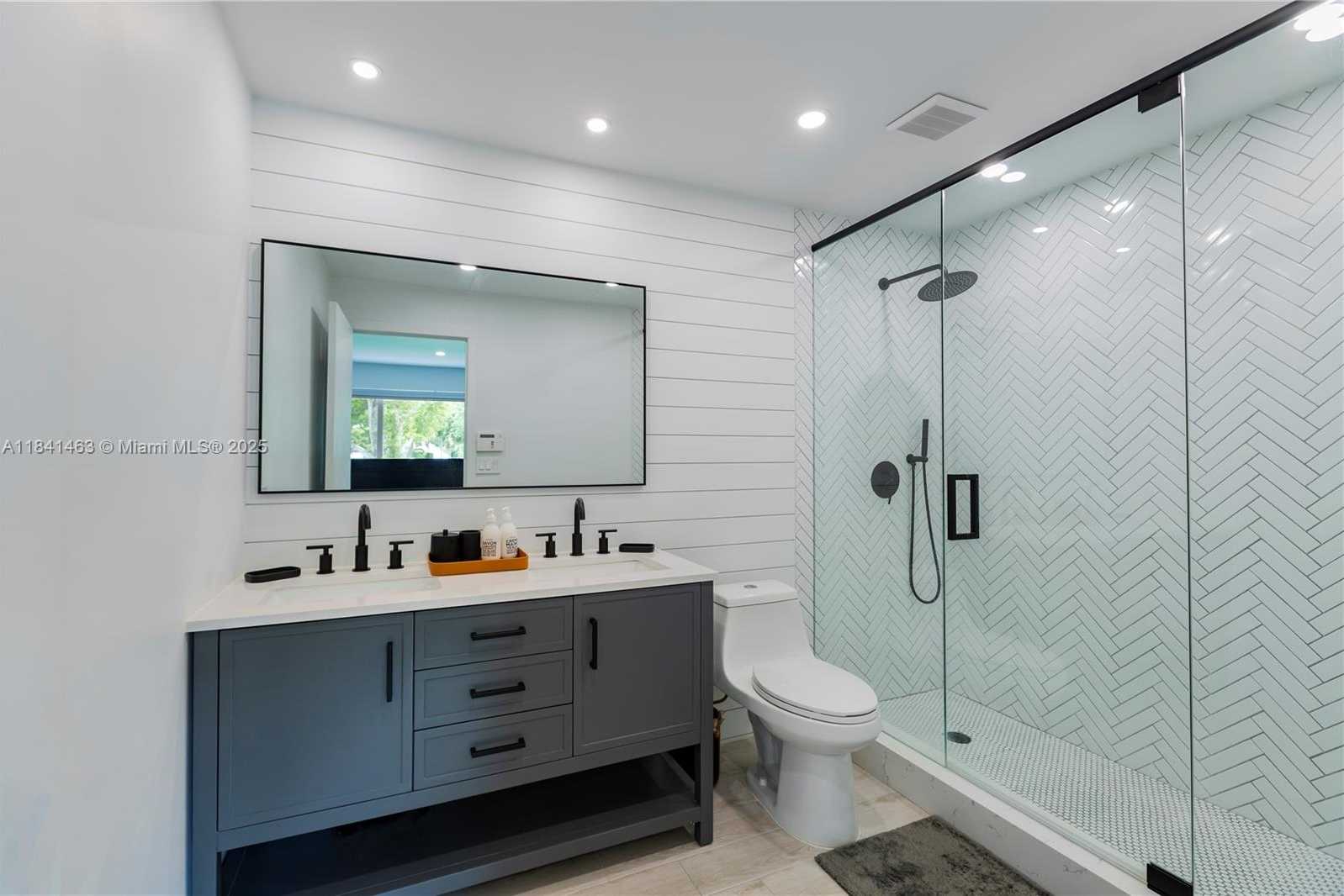 Small Image of 8225 SOUTH WEST 81ST CT, Miami Number 5