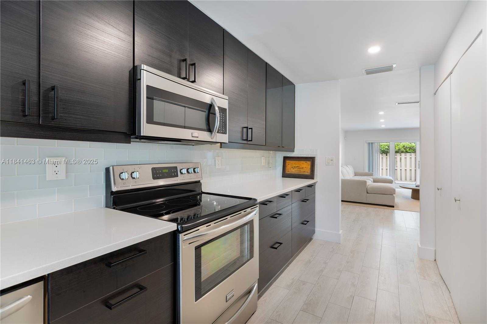 Small Image of 8225 SOUTH WEST 81ST CT, Miami Number 9