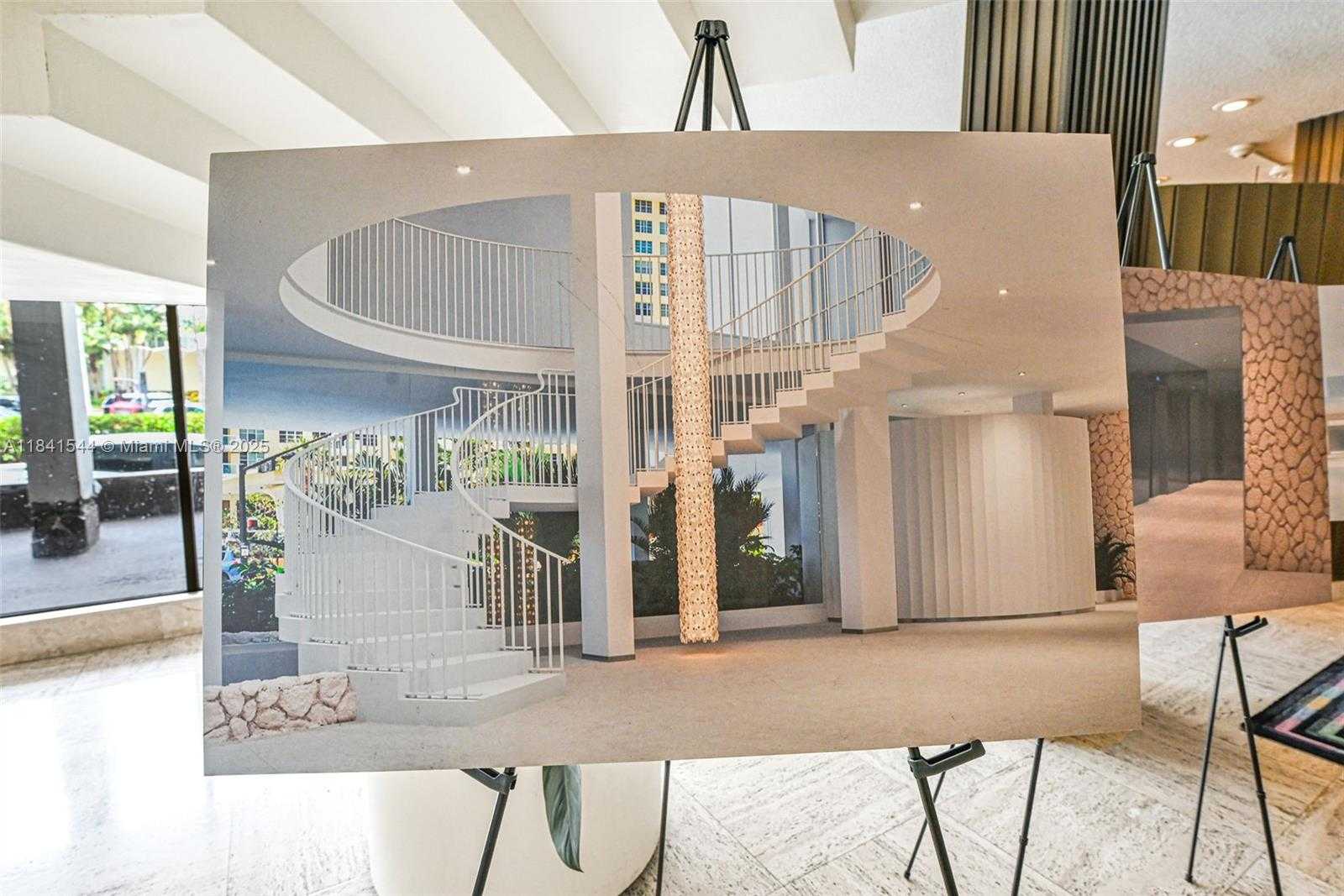 Small Image of 5555 COLLINS AVE #17A, Miami Beach Number 35