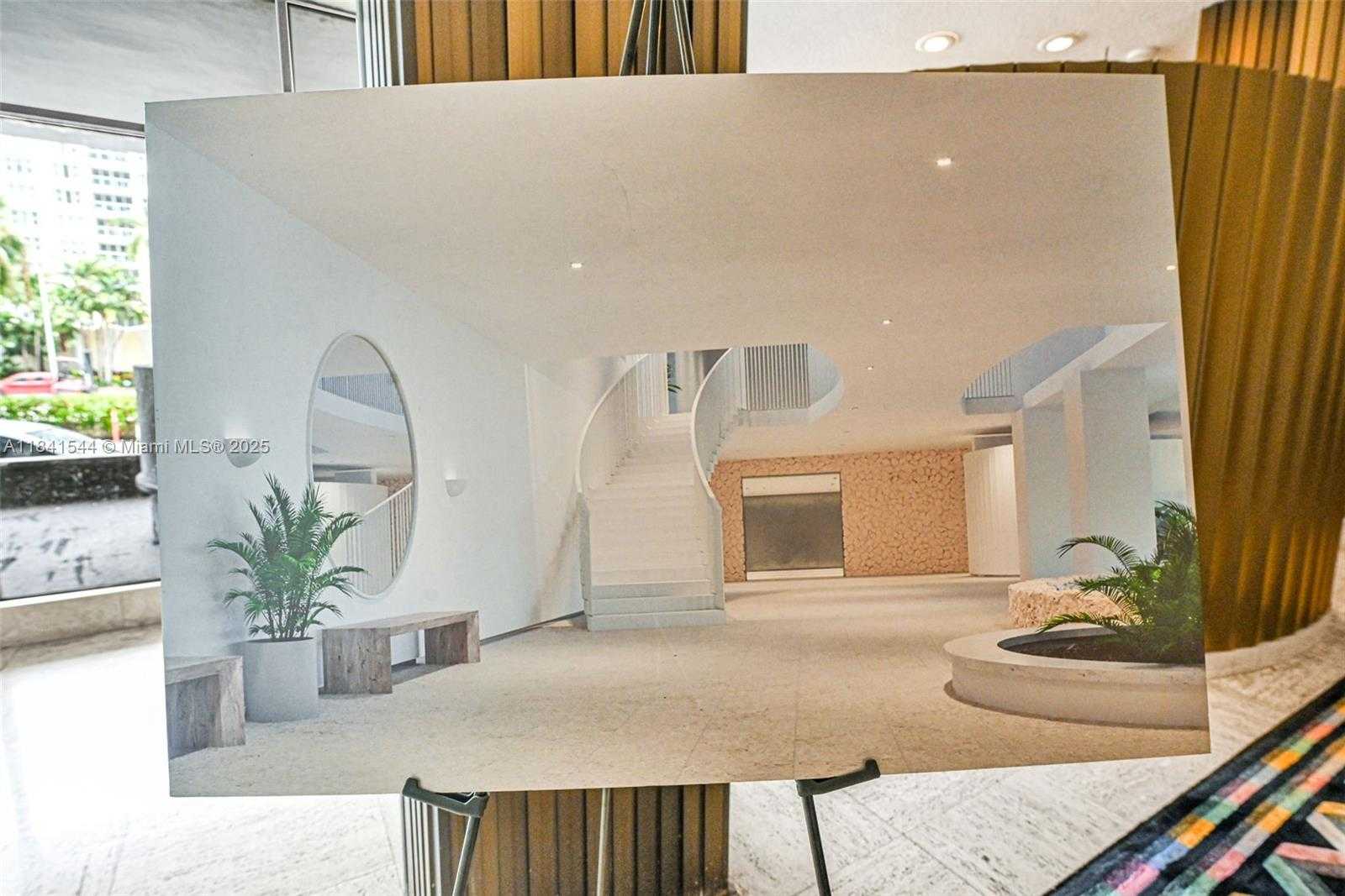Small Image of 5555 COLLINS AVE #17A, Miami Beach Number 39