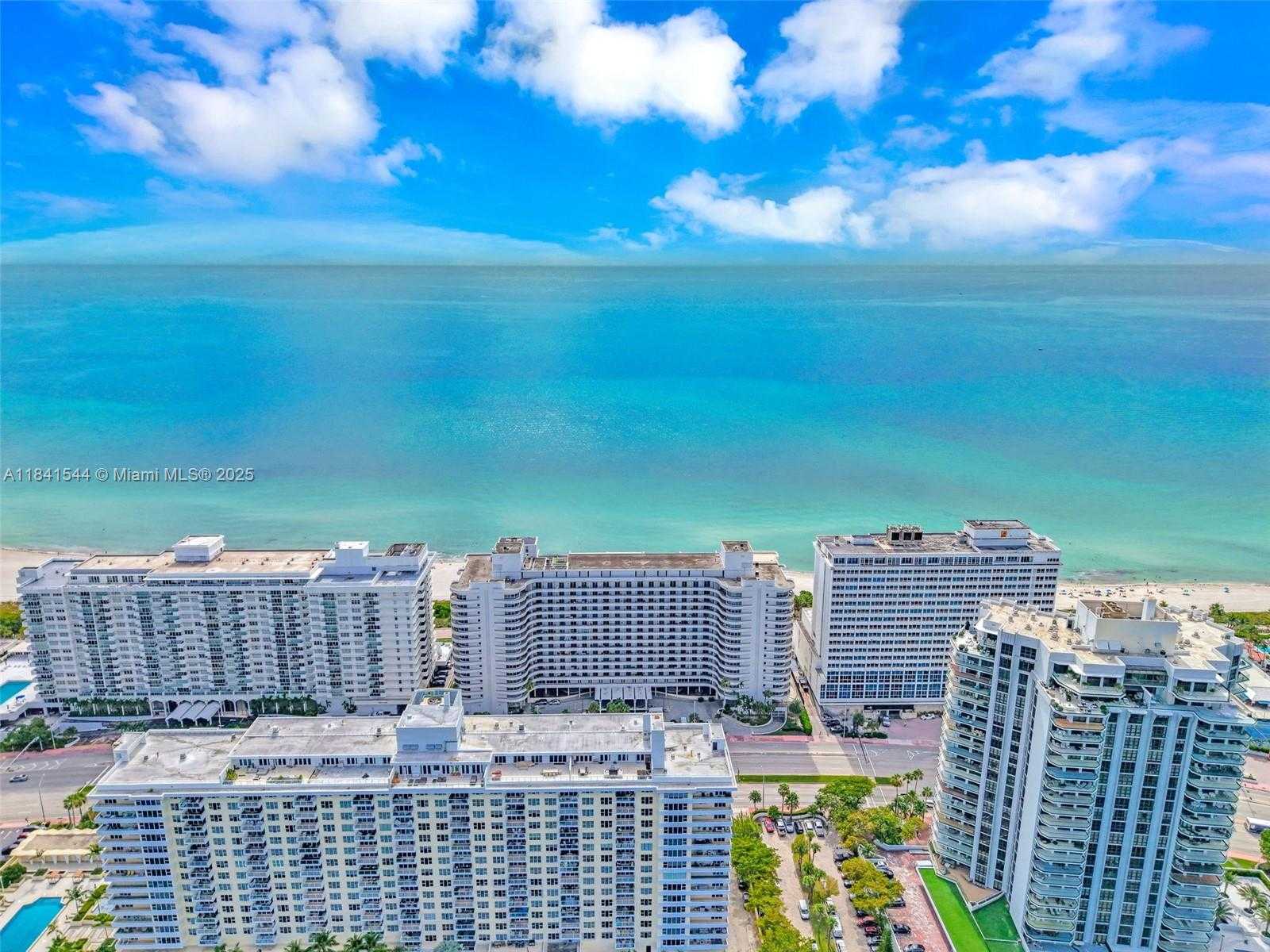 Small Image of 5555 COLLINS AVE #17A, Miami Beach Number 59