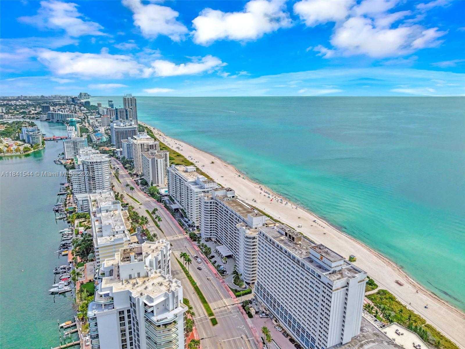 Small Image of 5555 COLLINS AVE #17A, Miami Beach Number 64