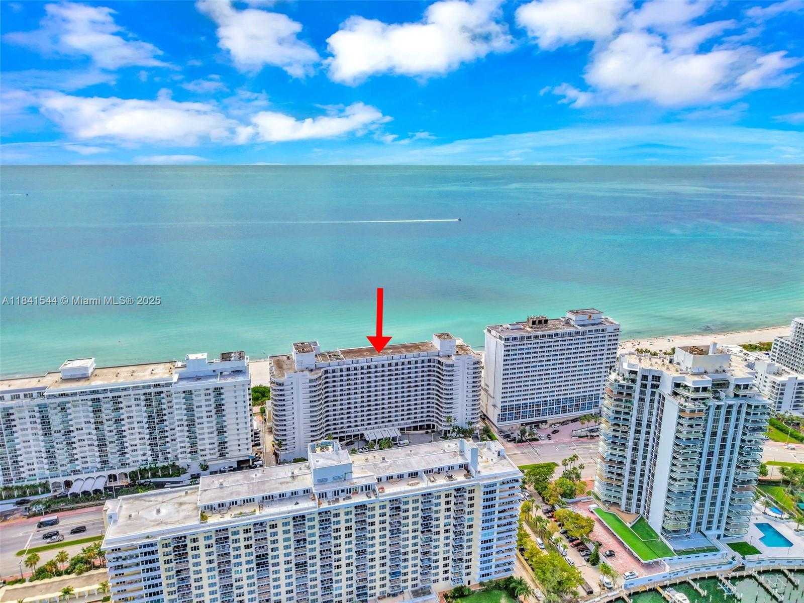 Small Image of 5555 COLLINS AVE #17A, Miami Beach Number 70