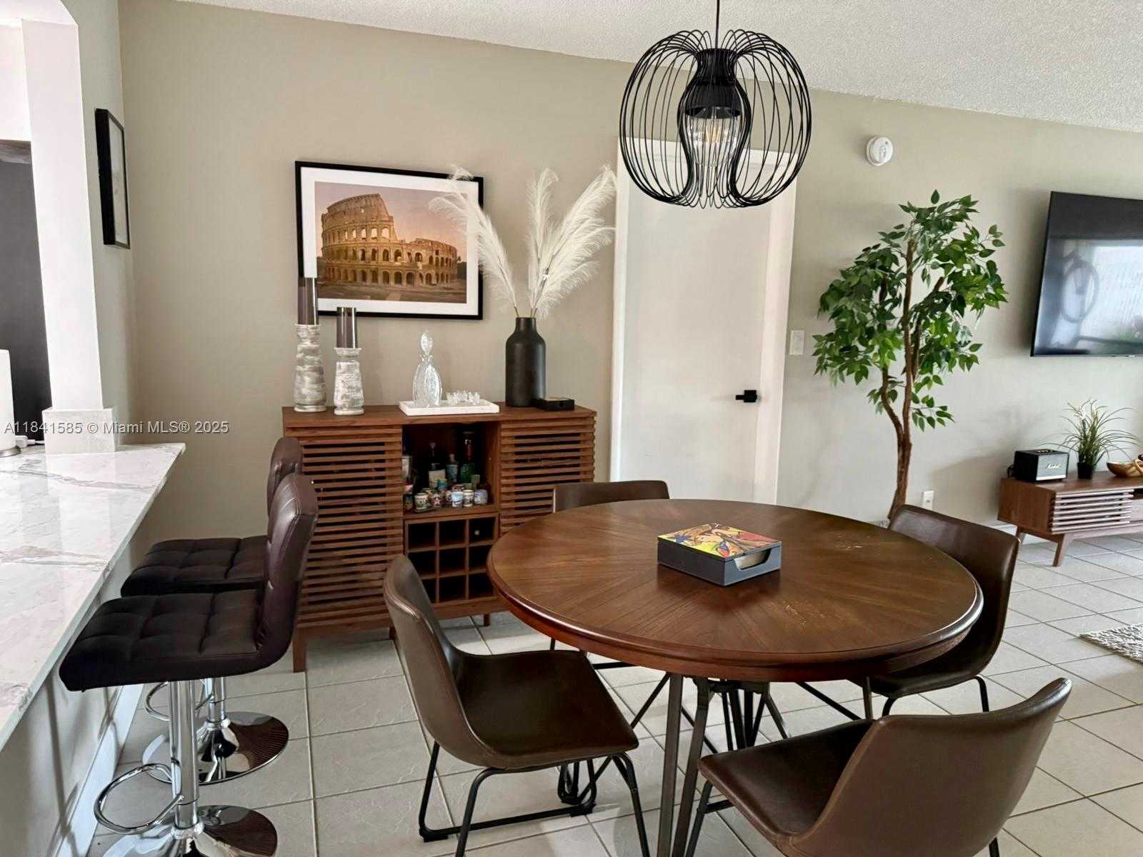 Small Image of 210 LAKEVIEW DR #102, Weston Number 13