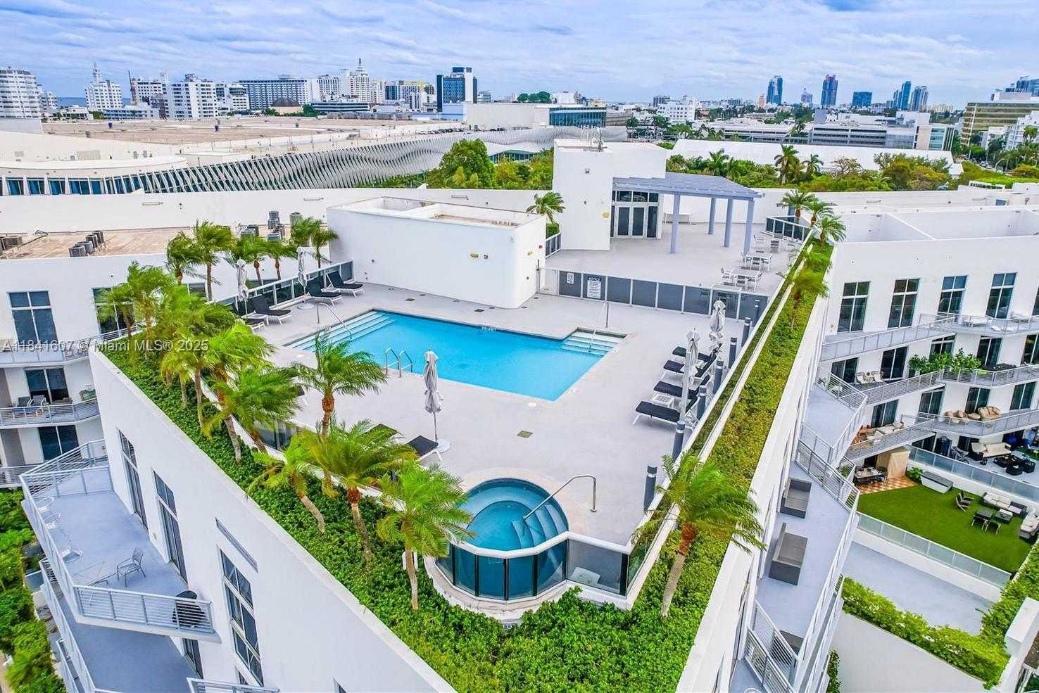 Small Image of 2001 MERIDIAN AVE #314, Miami Beach Number 27