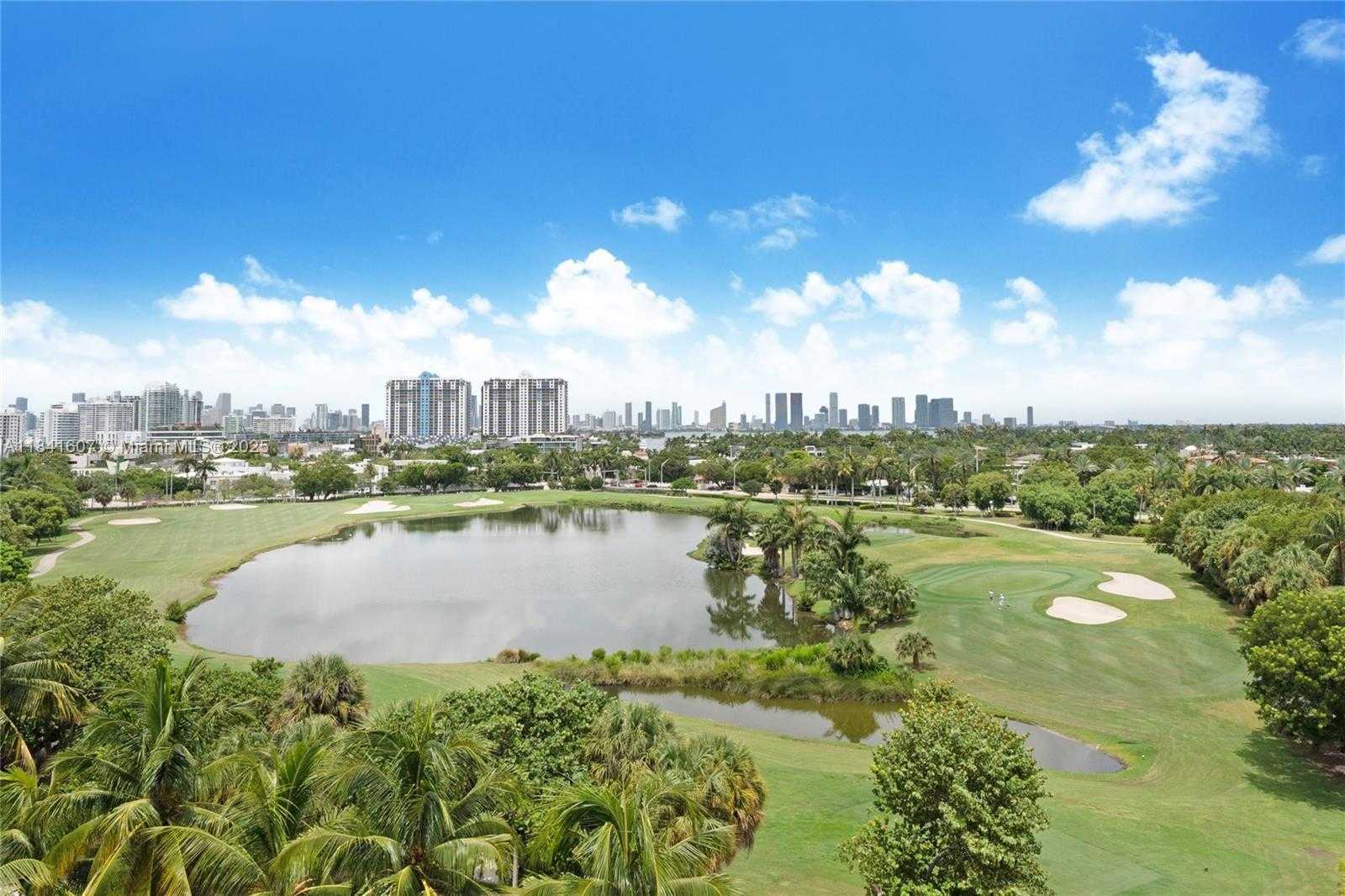 Small Image of 2001 MERIDIAN AVE #314, Miami Beach Number 39