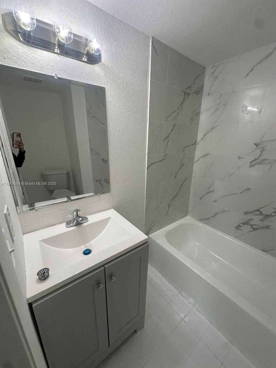 Small Image of 8325 NORTH WEST 5TH AVE #8325, Miami Number 14