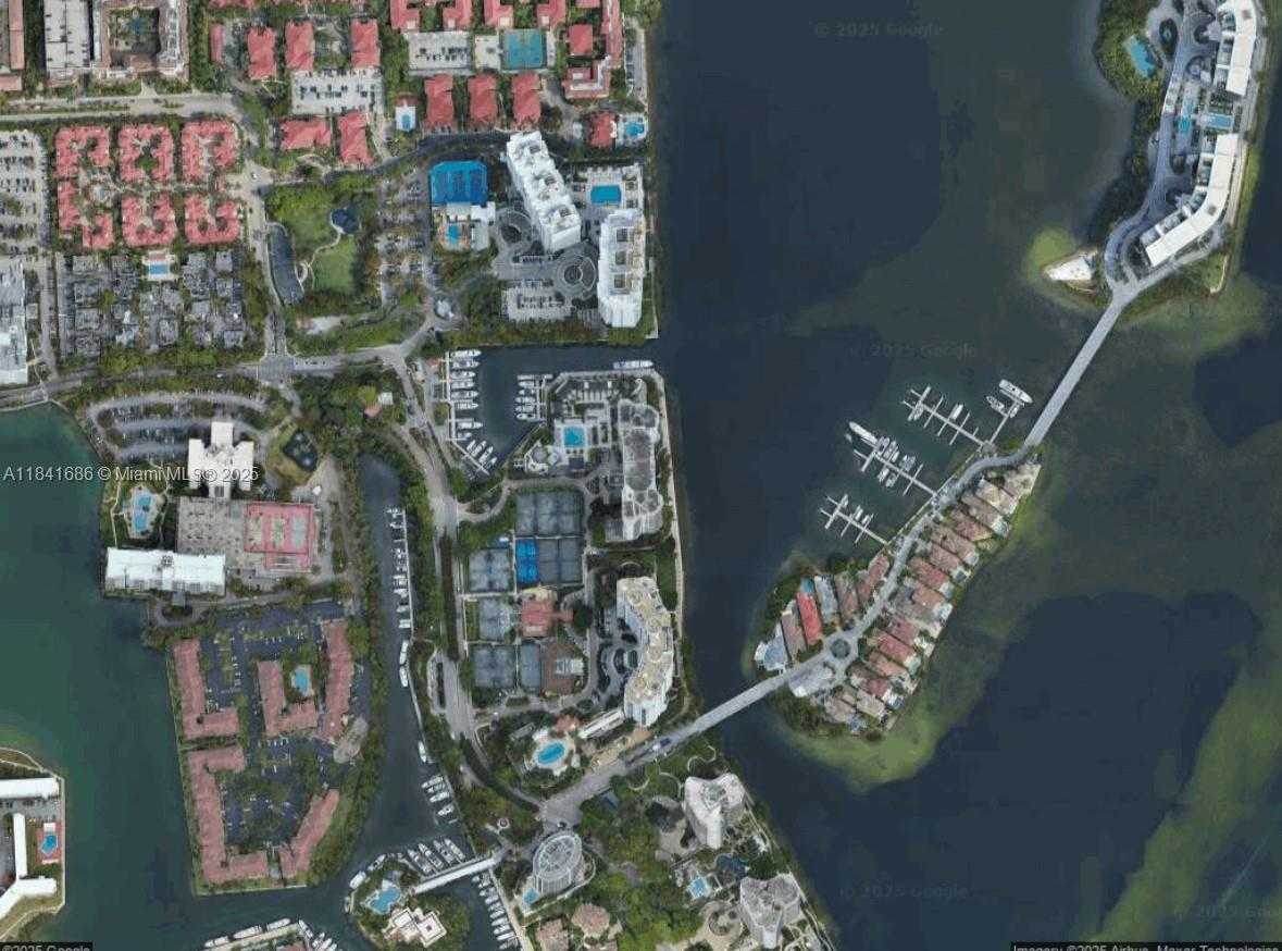Small Image of 7000 ISLAND BLVD #403, Aventura Number 3