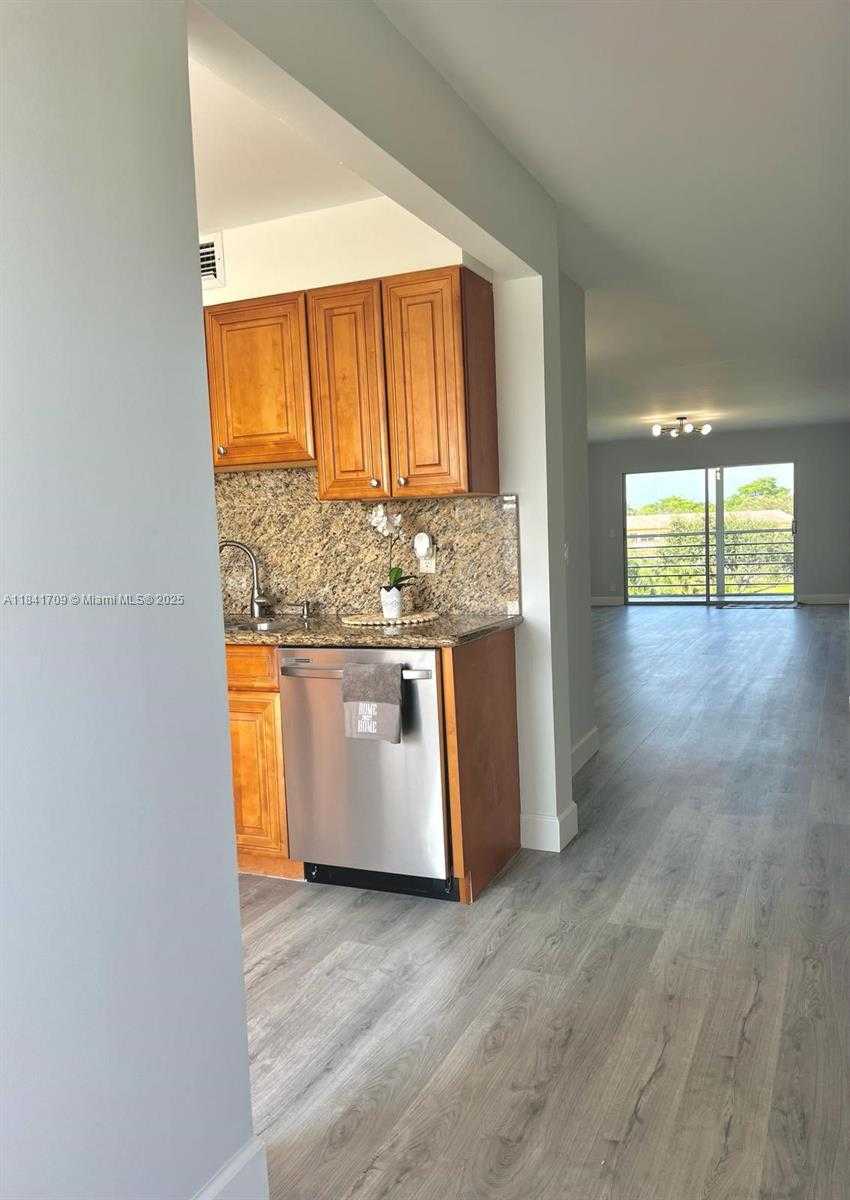 Small Image of Boca Raton Number 8