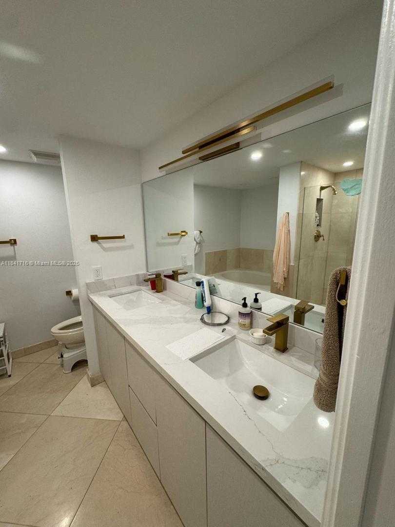 Small Image of 3610 YACHT CLUB DR #713, Aventura Number 15