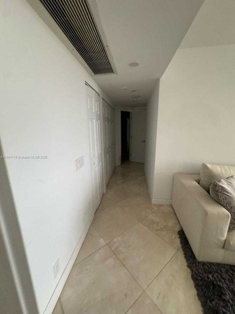 Small Image of 3610 YACHT CLUB DR #713, Aventura Number 18