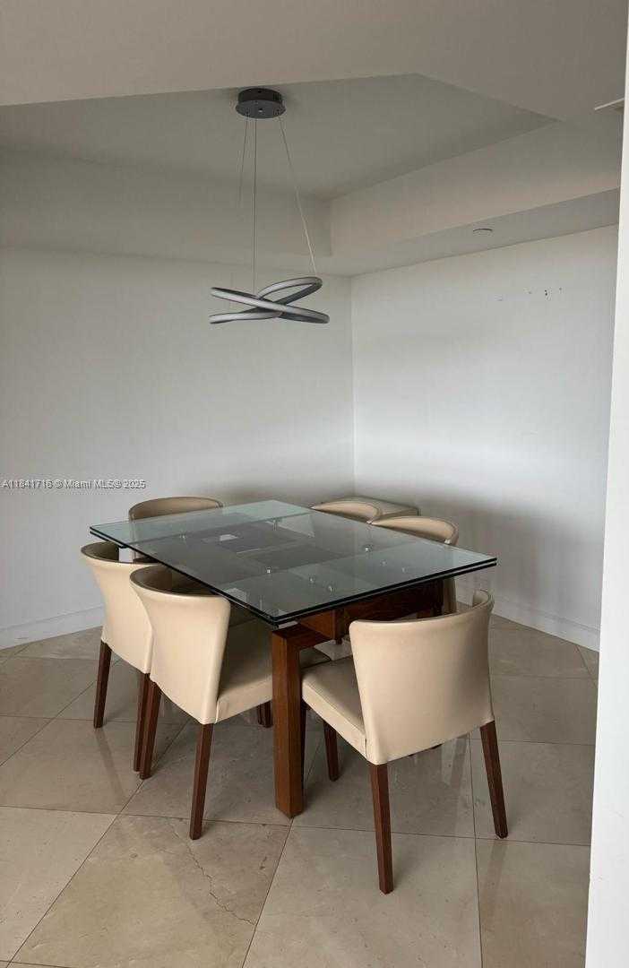 Small Image of 3610 YACHT CLUB DR #713, Aventura Number 24