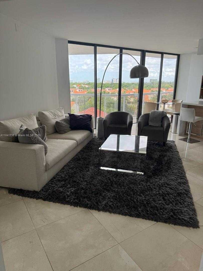Small Image of 3610 YACHT CLUB DR #713, Aventura Number 4