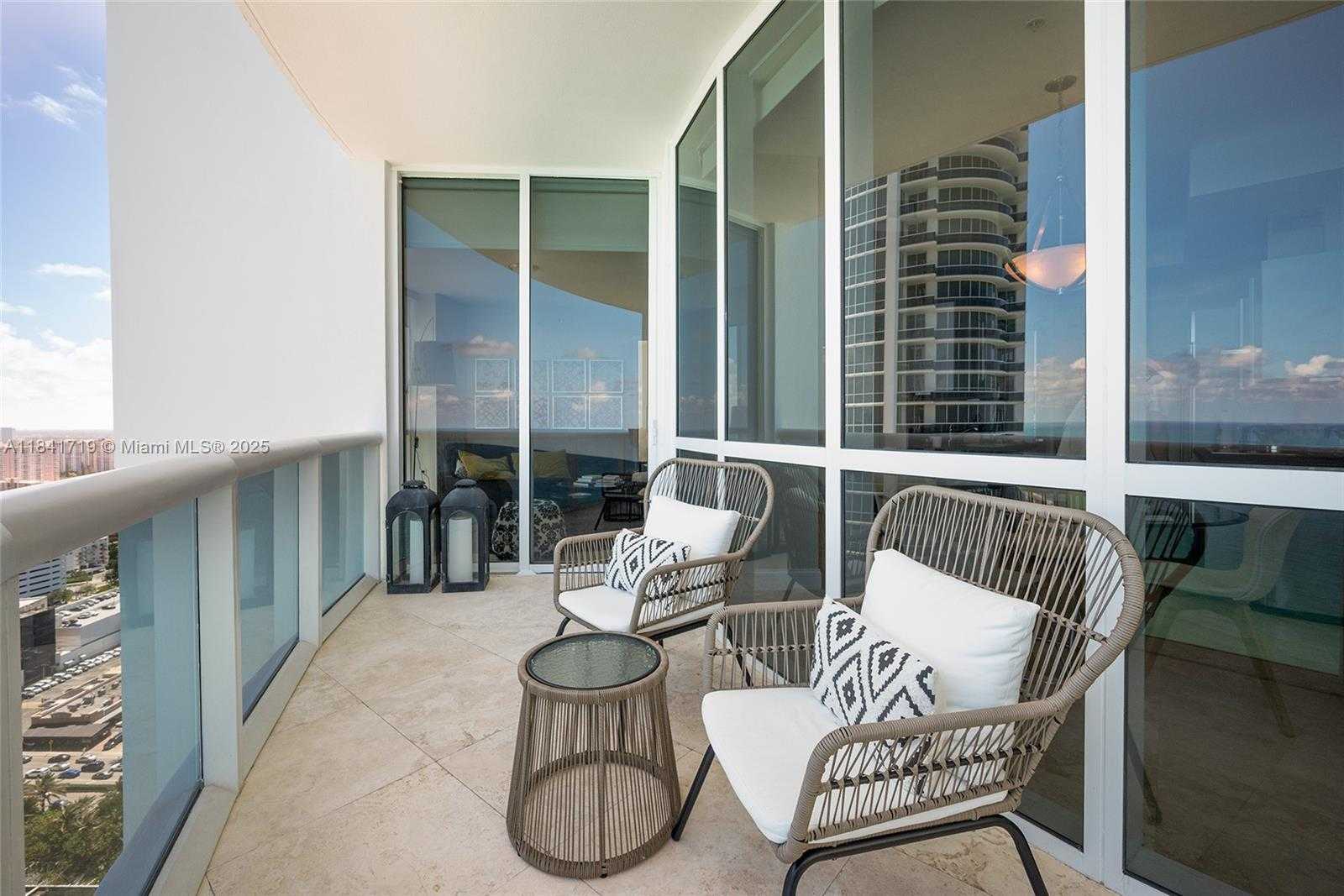 Small Image of 18201 COLLINS AVE #4009A, Sunny Isles Beach Number 3