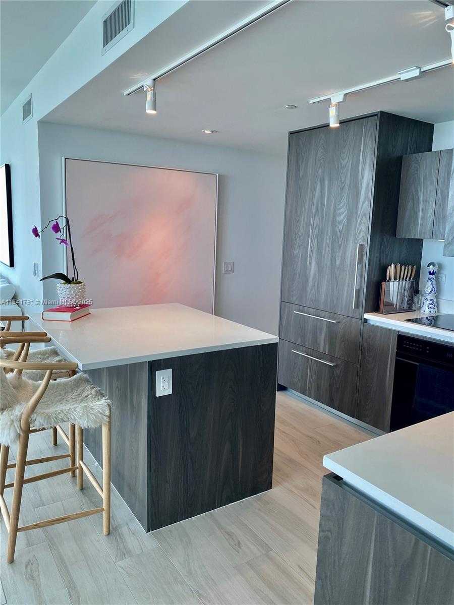 Small Image of 3131 NORTH EAST 7TH AVE #2801, Miami Number 11