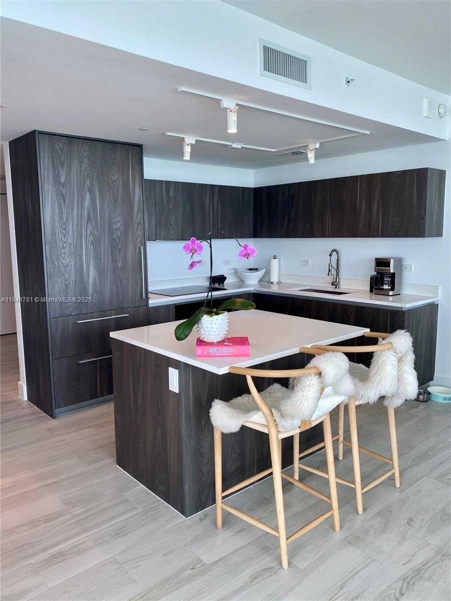 Small Image of 3131 NORTH EAST 7TH AVE #2801, Miami Number 12
