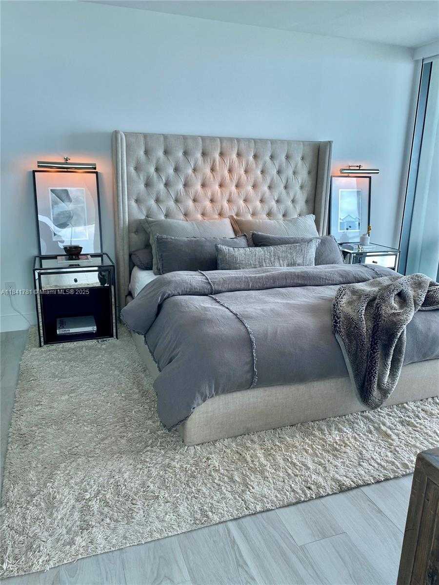 Small Image of 3131 NORTH EAST 7TH AVE #2801, Miami Number 13