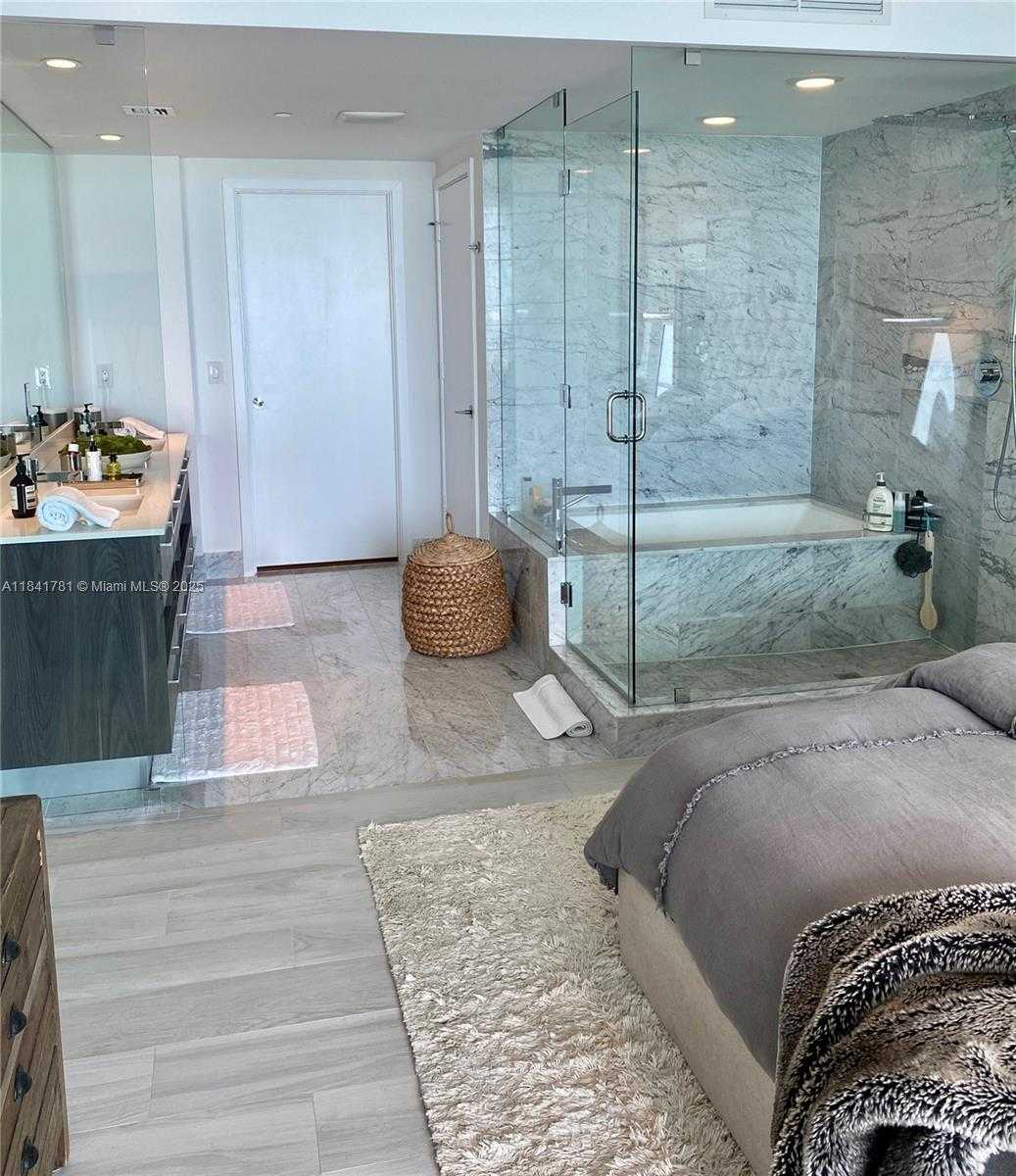 Small Image of 3131 NORTH EAST 7TH AVE #2801, Miami Number 18