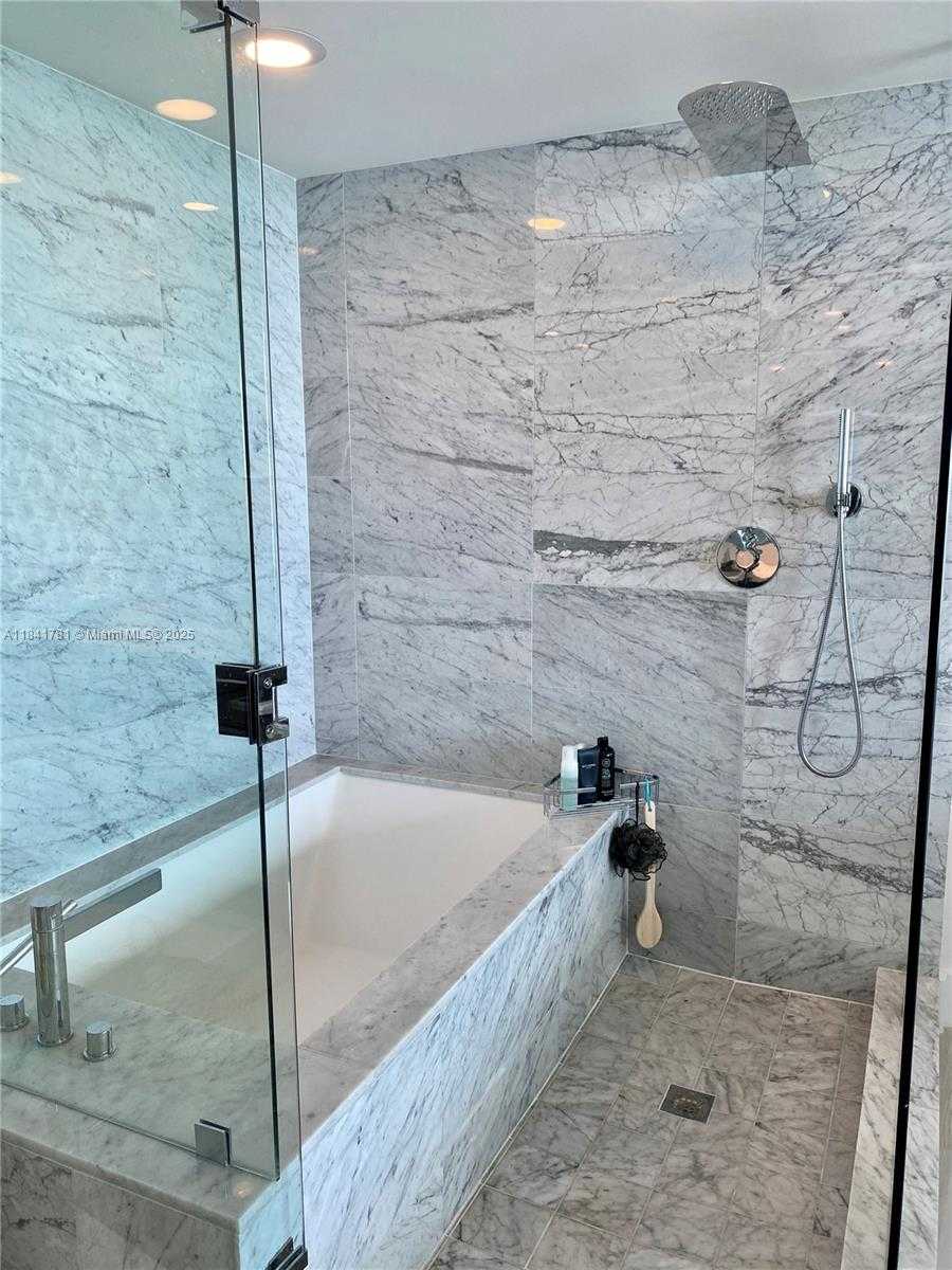 Small Image of 3131 NORTH EAST 7TH AVE #2801, Miami Number 19