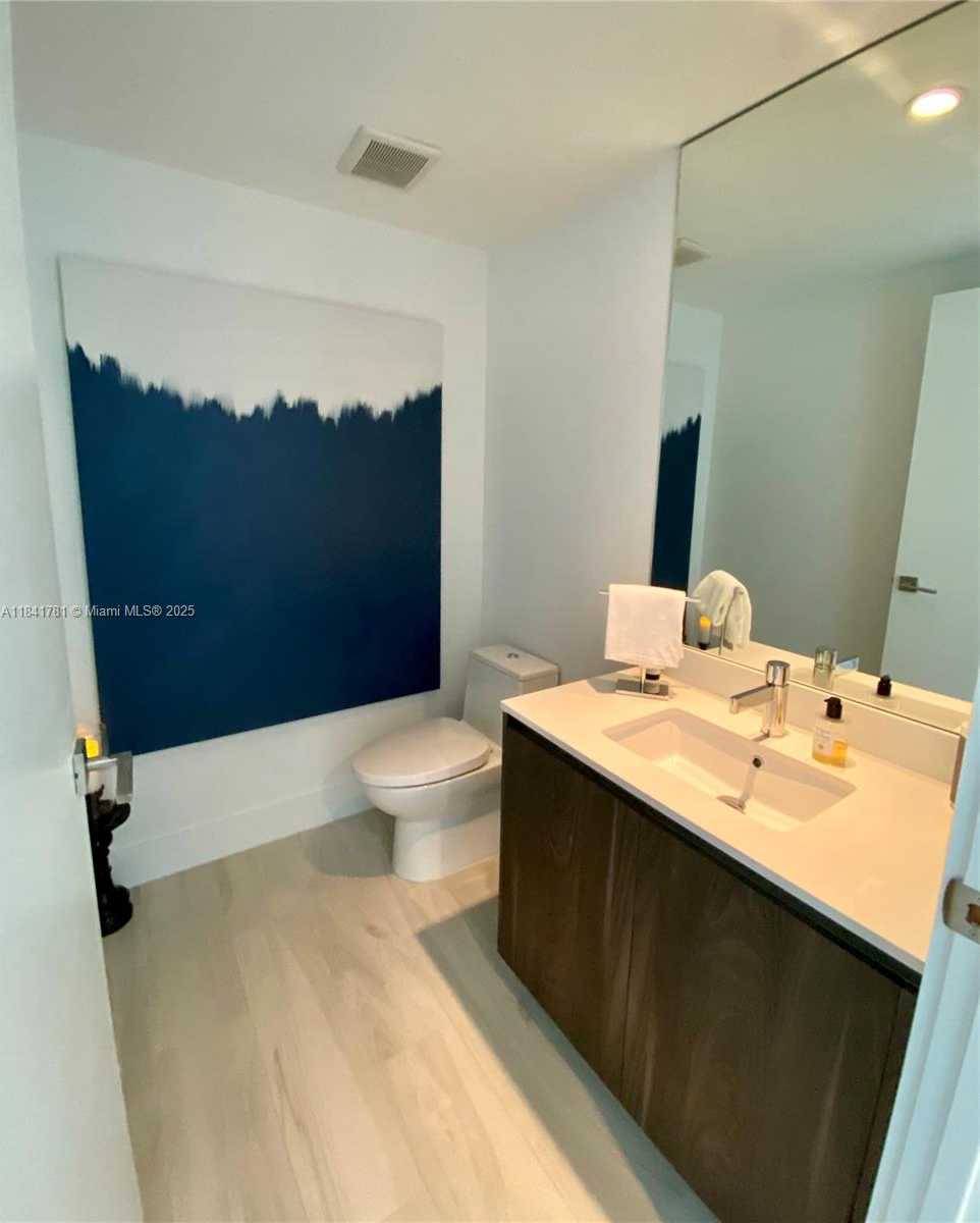 Small Image of 3131 NORTH EAST 7TH AVE #2801, Miami Number 28