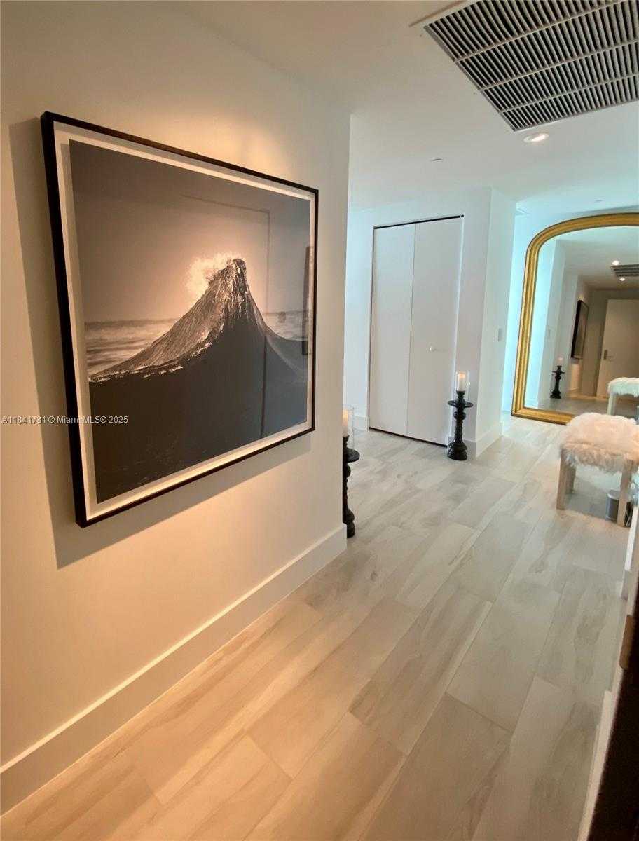 Small Image of 3131 NORTH EAST 7TH AVE #2801, Miami Number 6