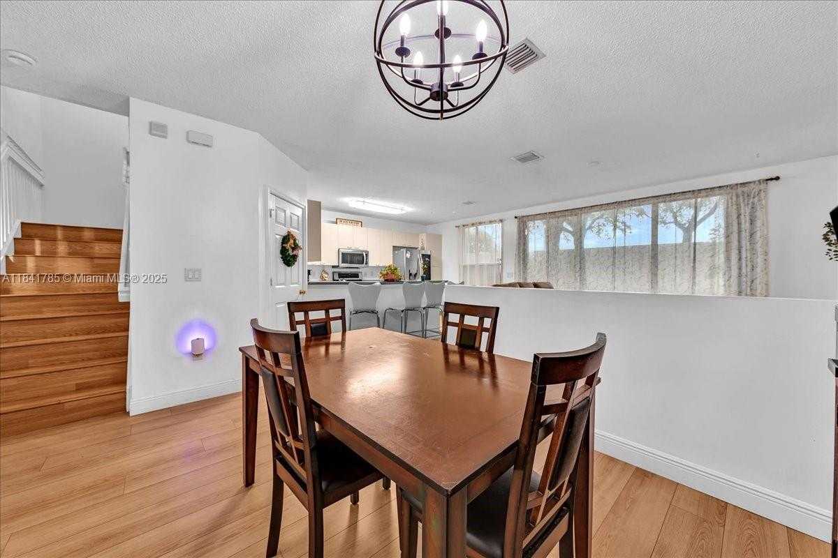 Small Image of 16354 SOUTH WEST 48TH ST, Miramar Number 10