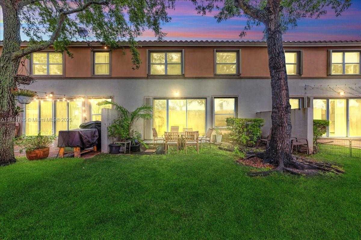 Small Image of 16354 SOUTH WEST 48TH ST, Miramar Number 2