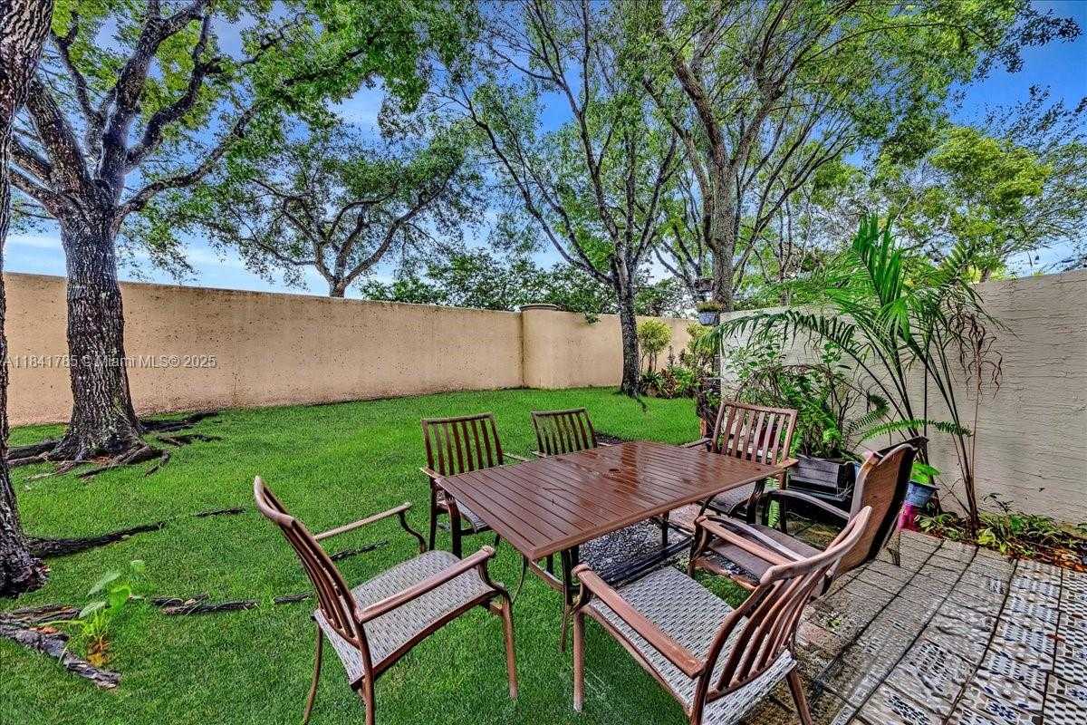 Small Image of 16354 SOUTH WEST 48TH ST, Miramar Number 43