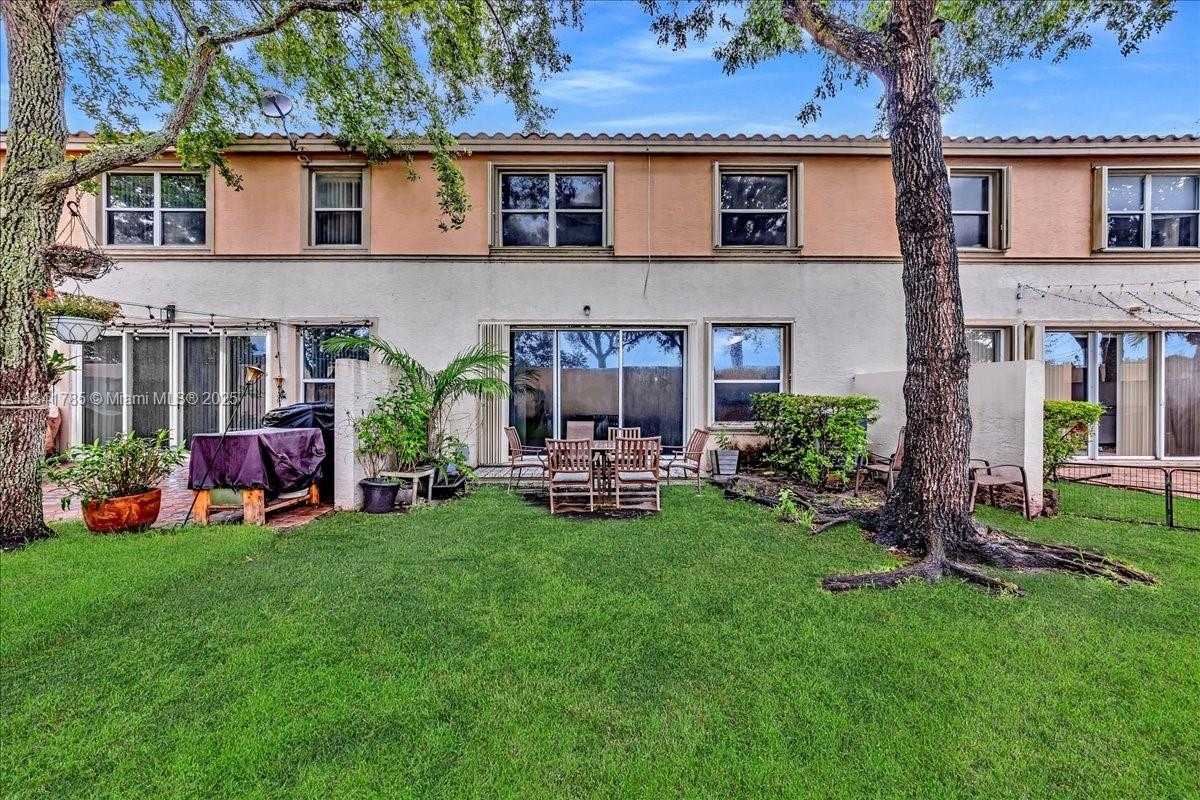 Small Image of 16354 SOUTH WEST 48TH ST, Miramar Number 44