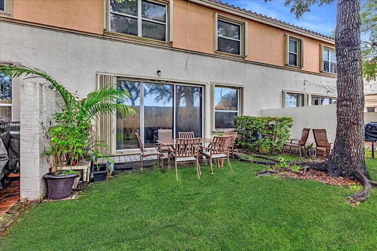 Small Image of 16354 SOUTH WEST 48TH ST, Miramar Number 46