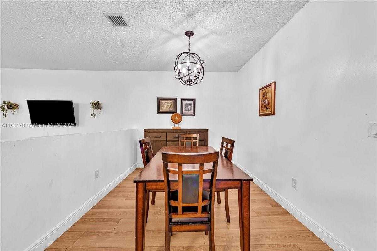 Small Image of 16354 SOUTH WEST 48TH ST, Miramar Number 8