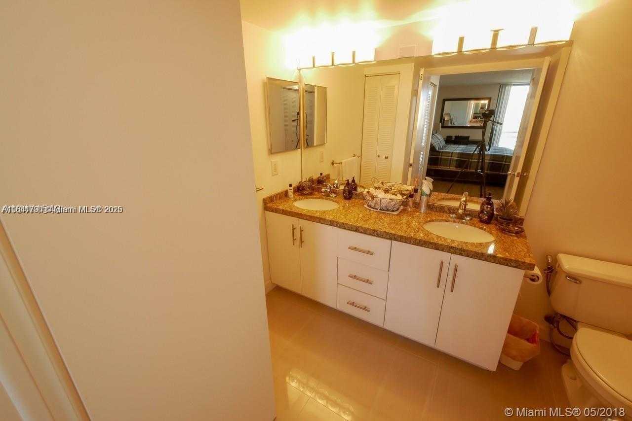 Small Image of 3300 NORTH EAST 192ND ST #1107, Aventura Number 12